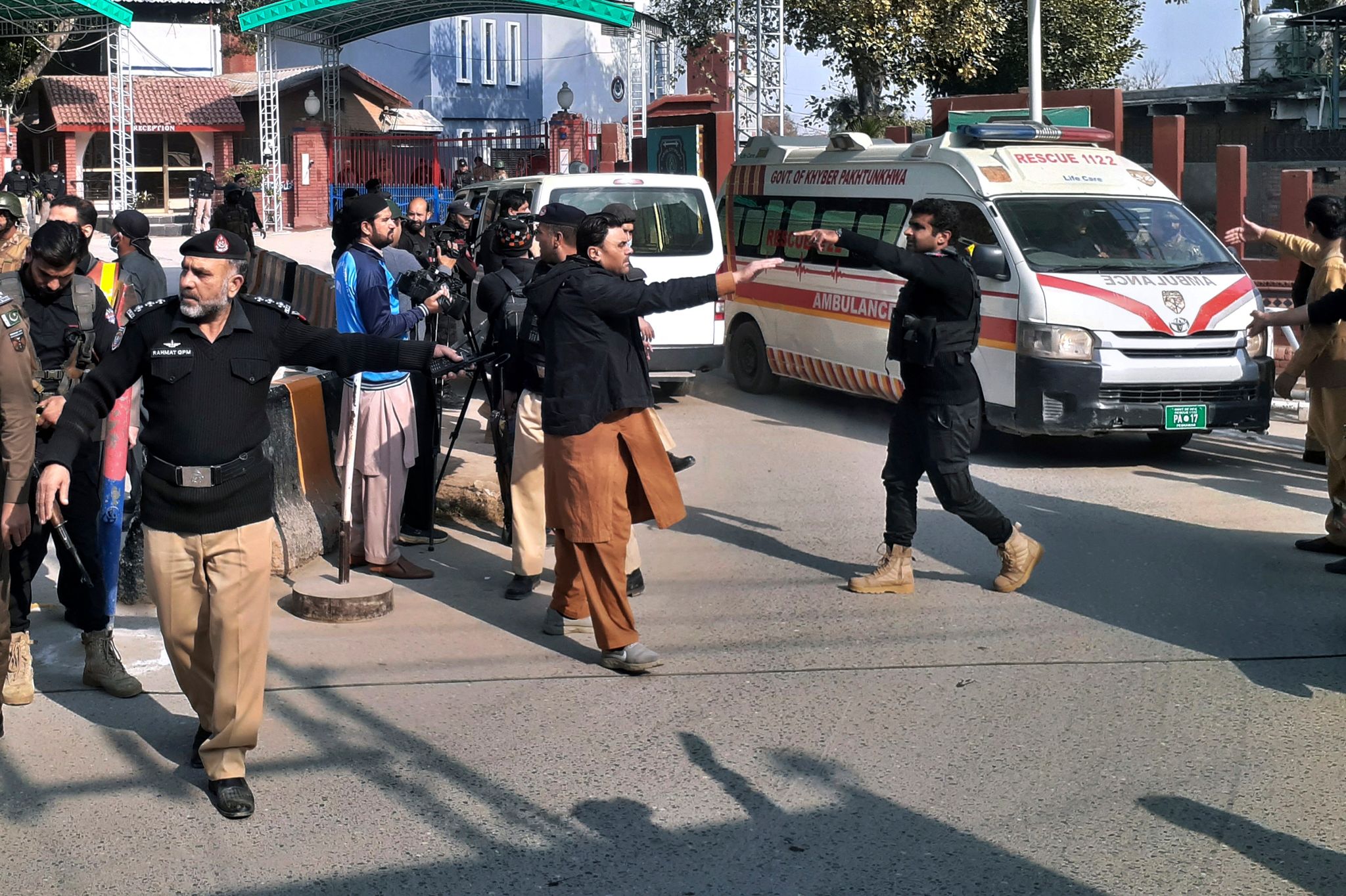 Rund 60 Tote bei Selbstmordanschlag in Pakistan