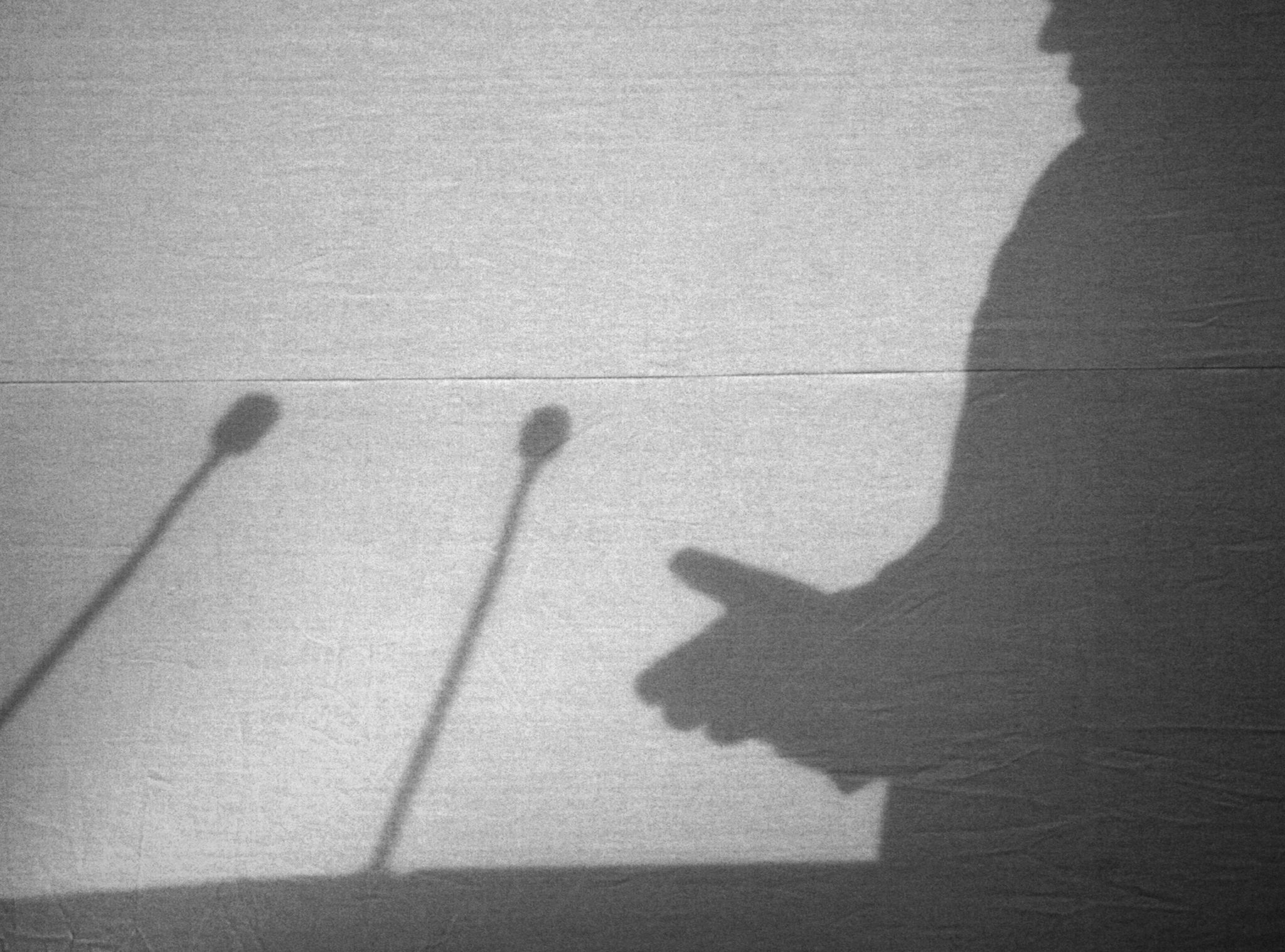 Menschen mit starker Meinung schätzen Wissensstand hoch ein