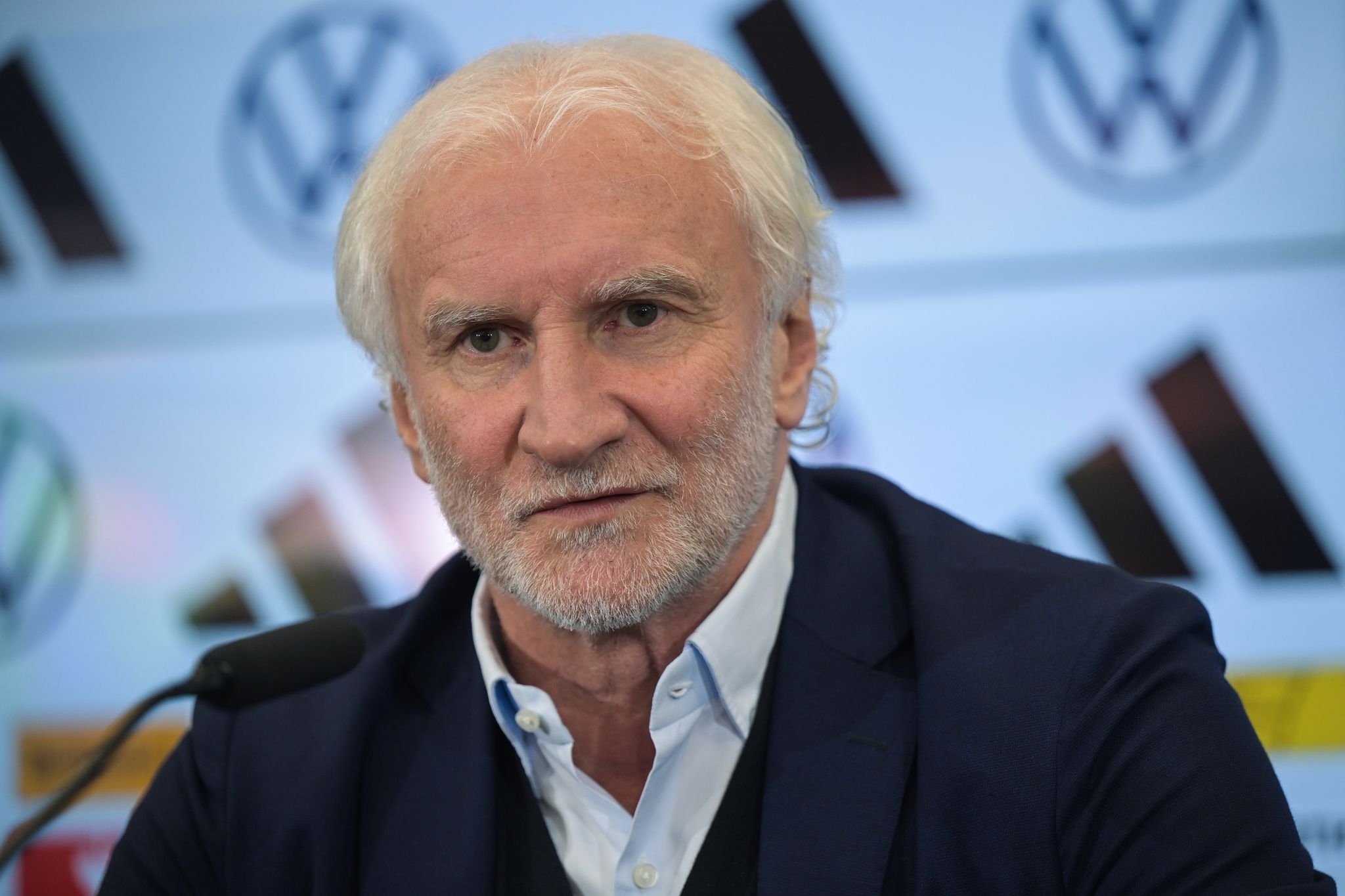 Ballack lobt Völler: «Rudi bringt alles mit»