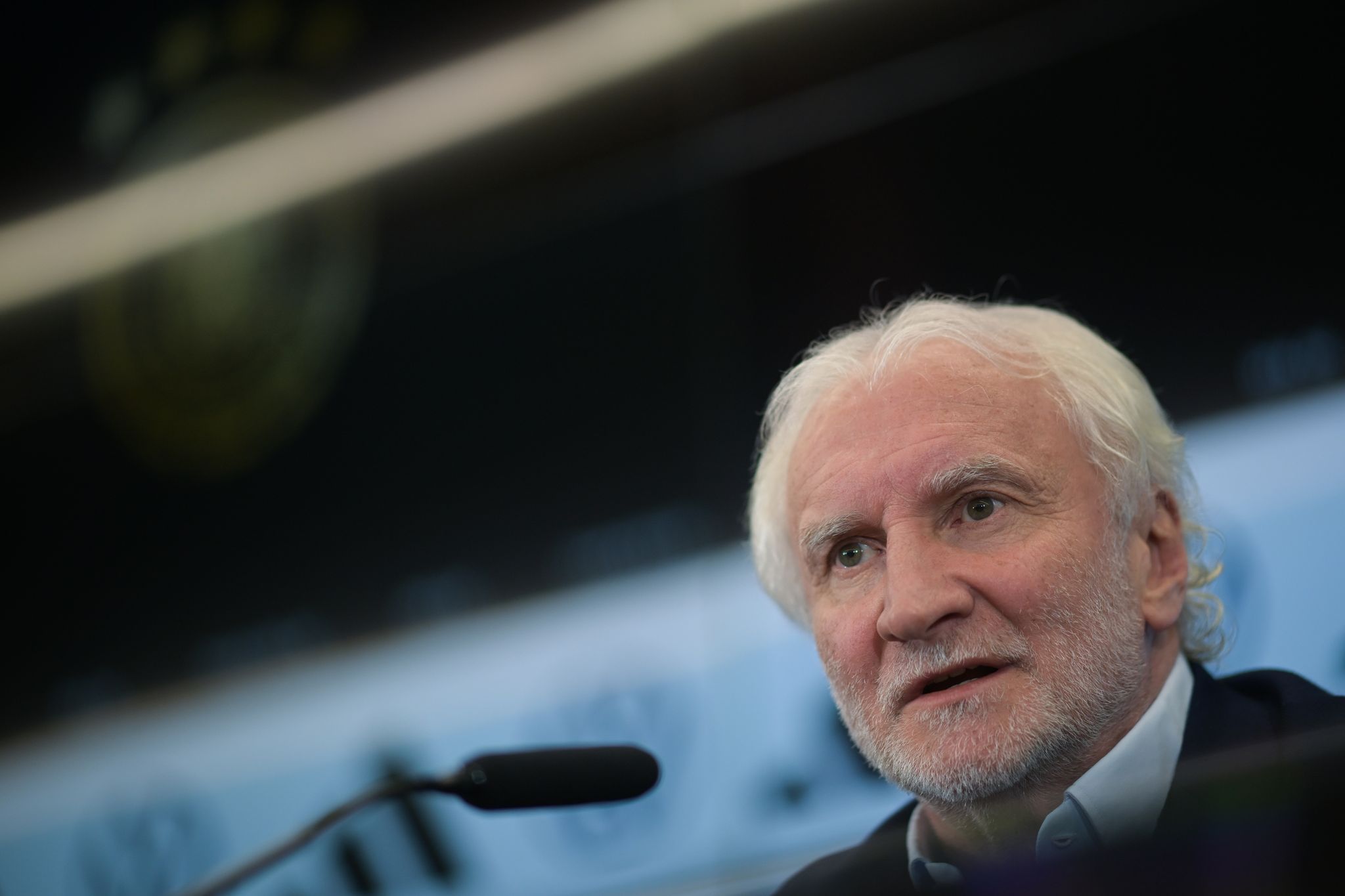 Völler startet mit Optimismus: Um EM-Titel «mitspielen»