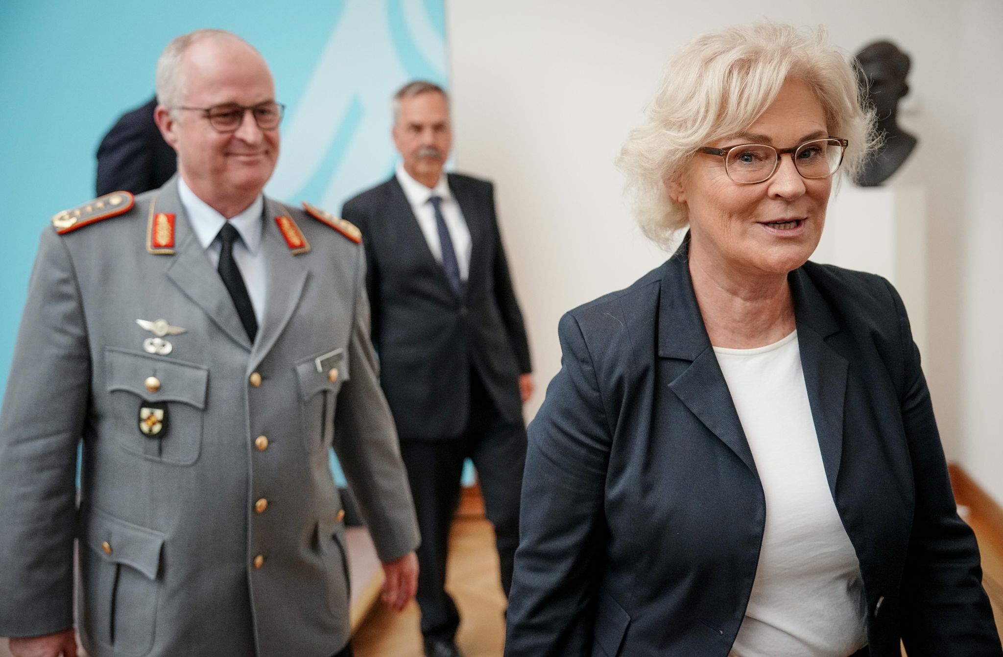 Lambrecht will am Schützenpanzer Puma festhalten