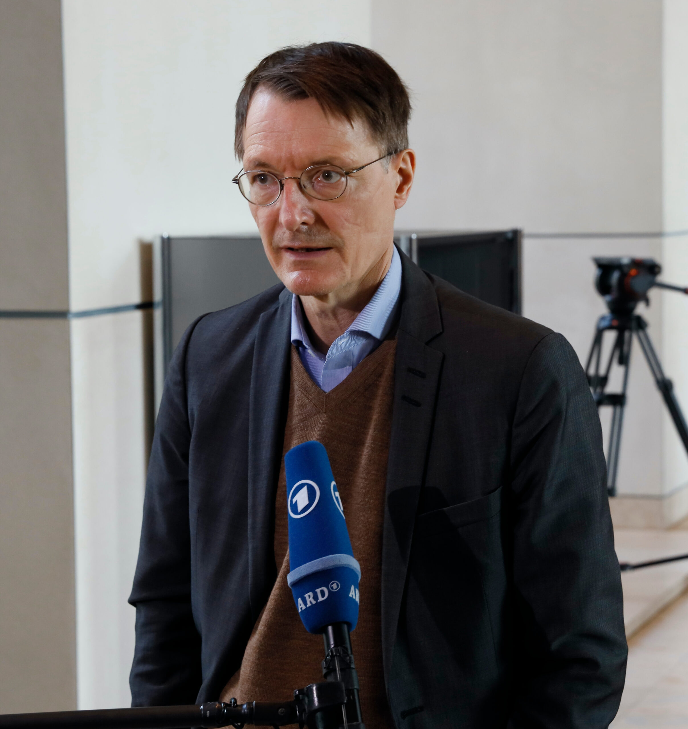 Lauterbach über Impf-Schäden: Dramatische Fehler gemacht