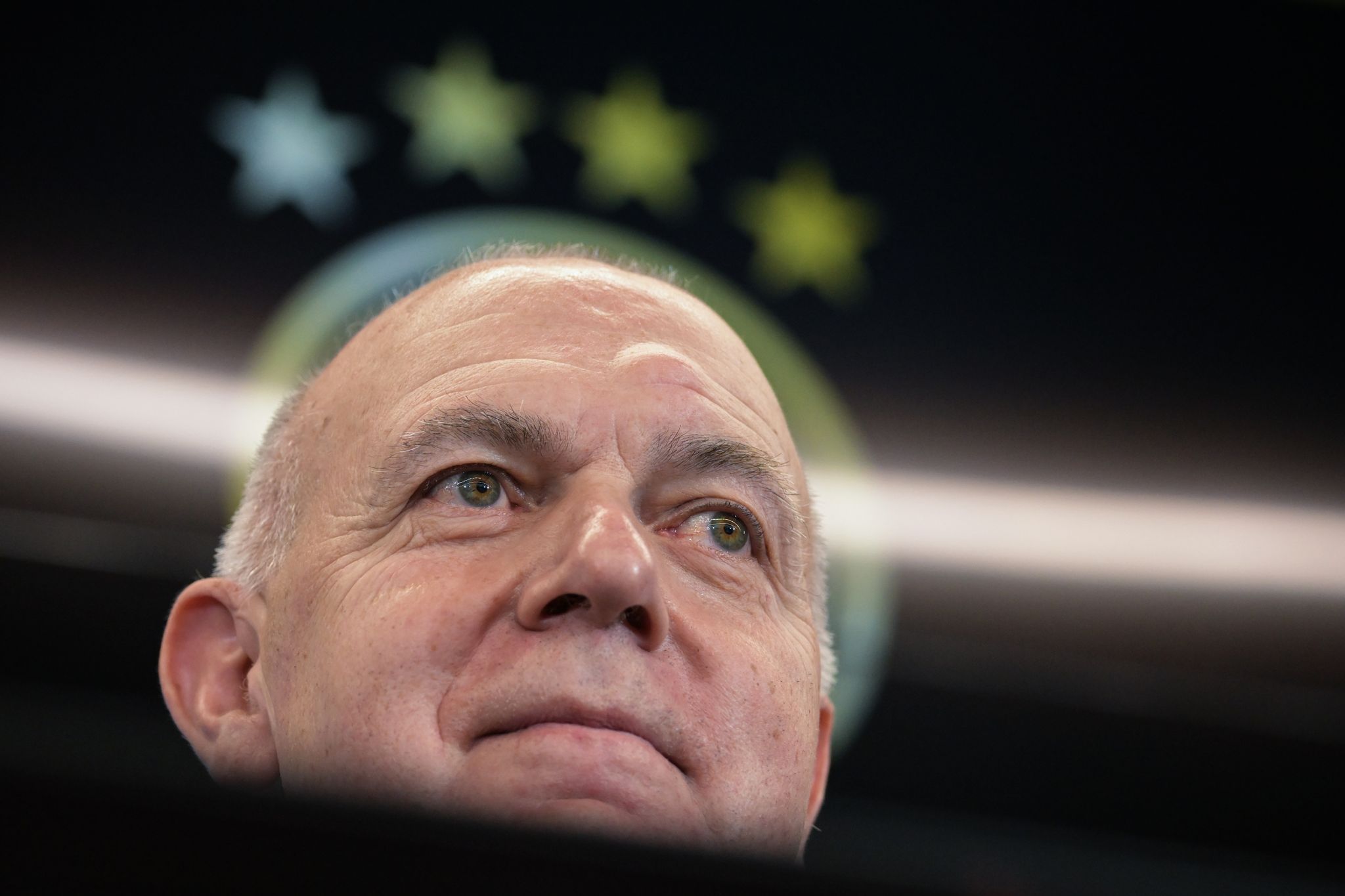 Neuendorf: Sportlicher Misserfolg finanziell schwerwiegend