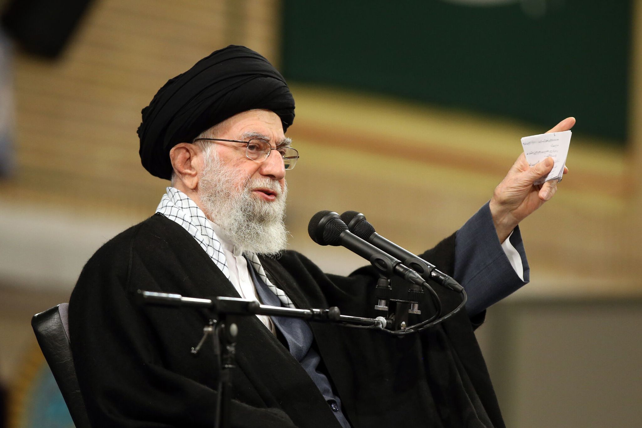 Irans Religionsführer begnadigt Zehntausende Gefangene