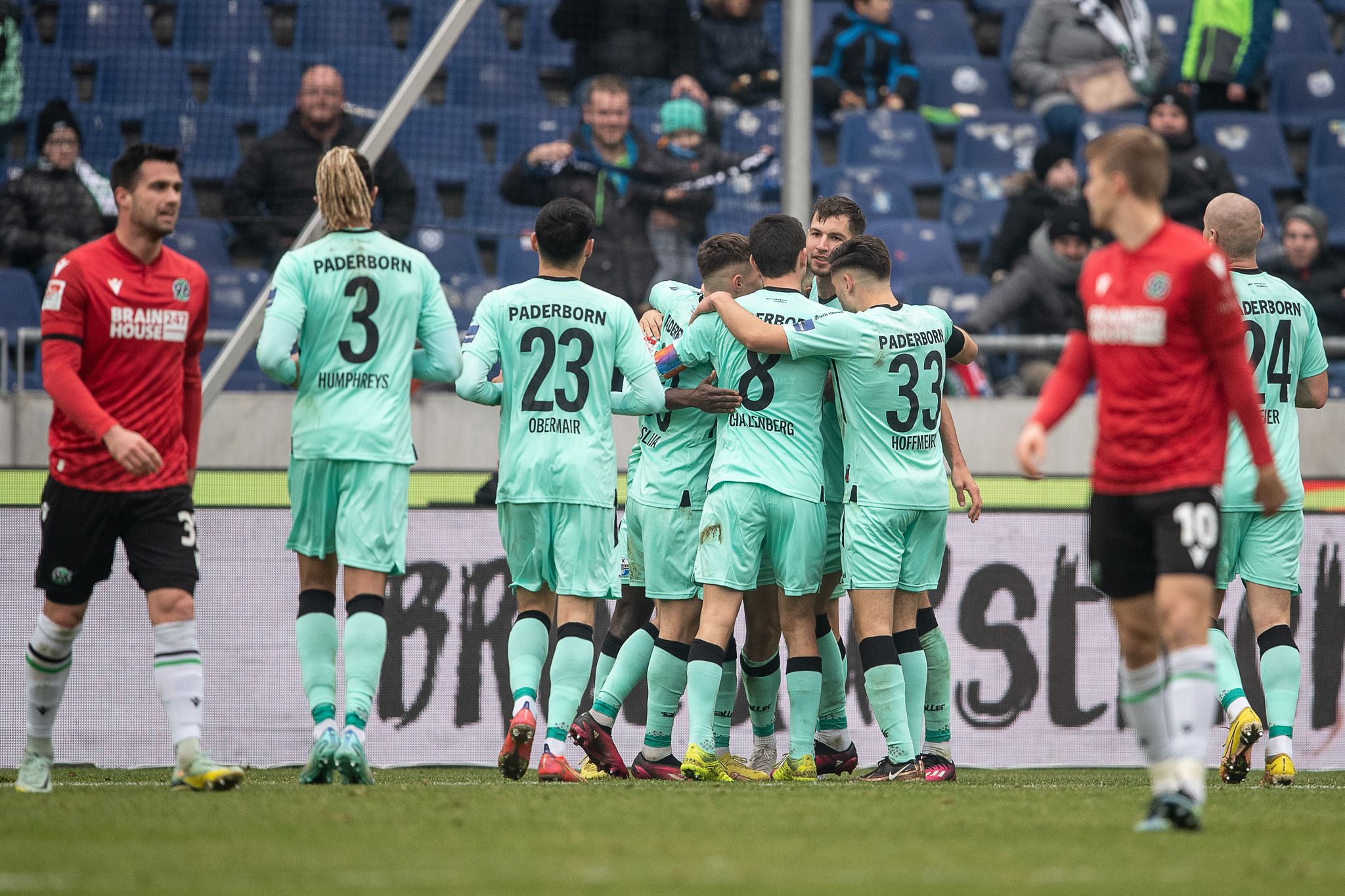 HSV holt Rückstand auf – Paderborn macht Druck