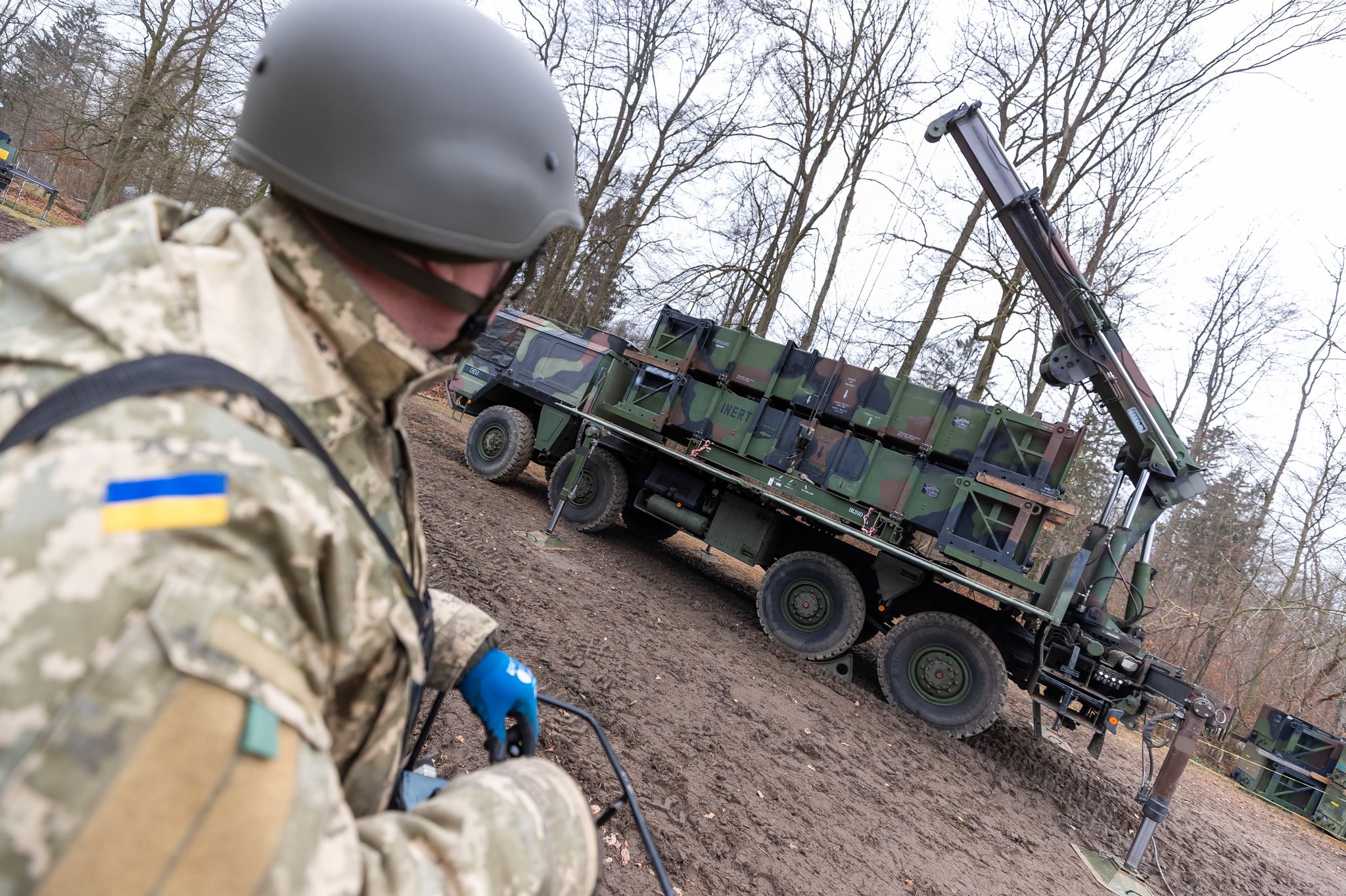 Ukrainische Flugabwehr in der Schnellausbildung