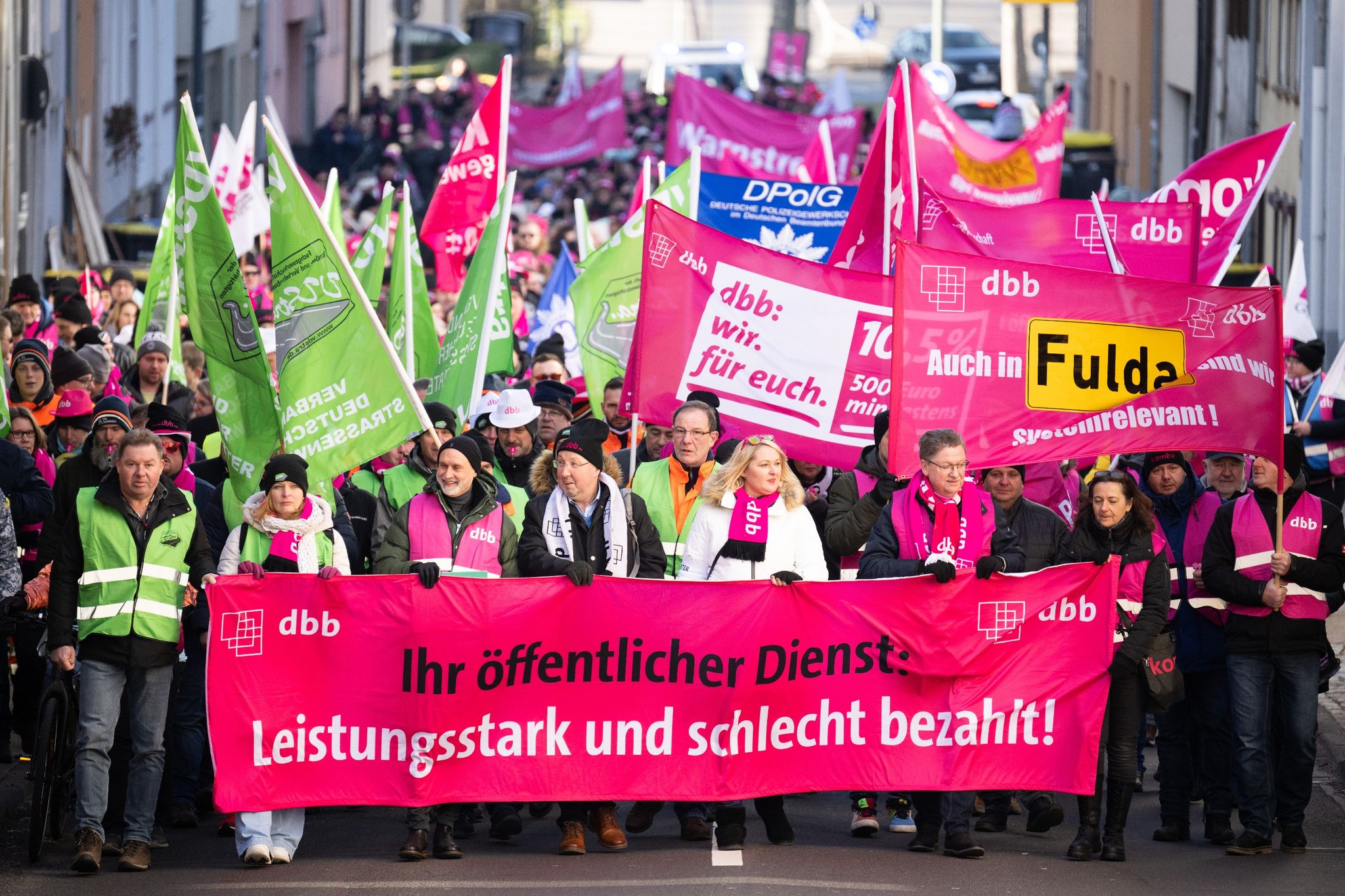 Warnstreik im öffentlichen Dienst fortgesetzt
