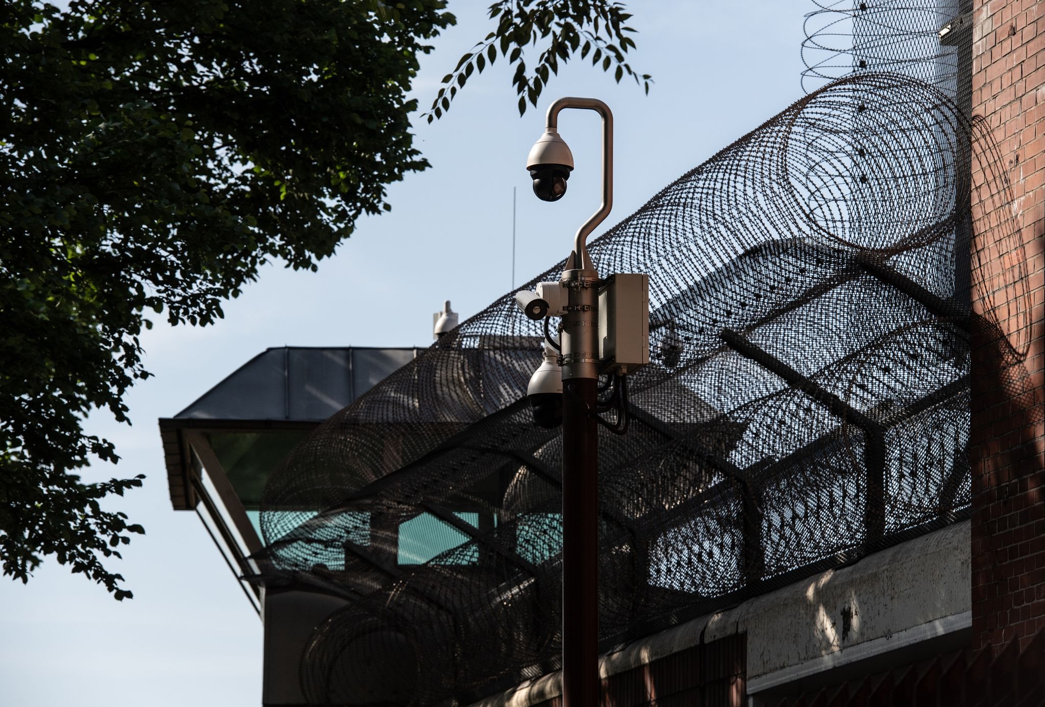 Platz- und Personalmangel führen zu Entlassungen aus Haft