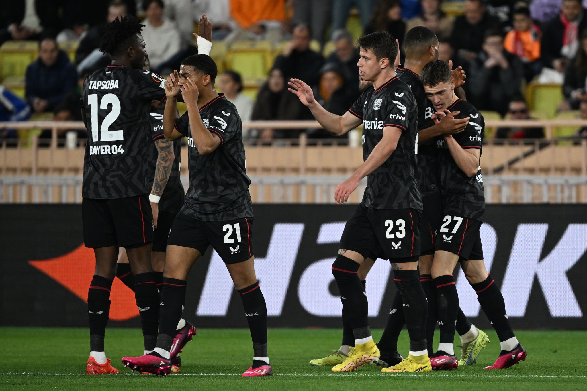 Historisch: Leverkusen nach Elfmeter-Krimi im Achtelfinale