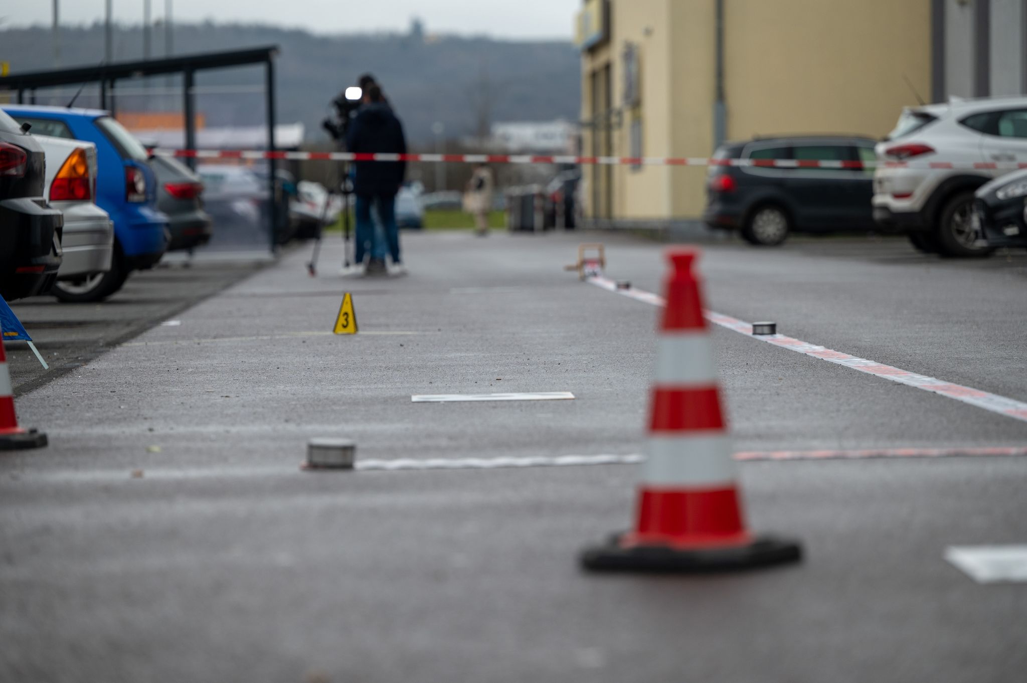 Angriff Auf Polizisten: Ermittlungen Laufen Auf Hochtouren - Newsflash24