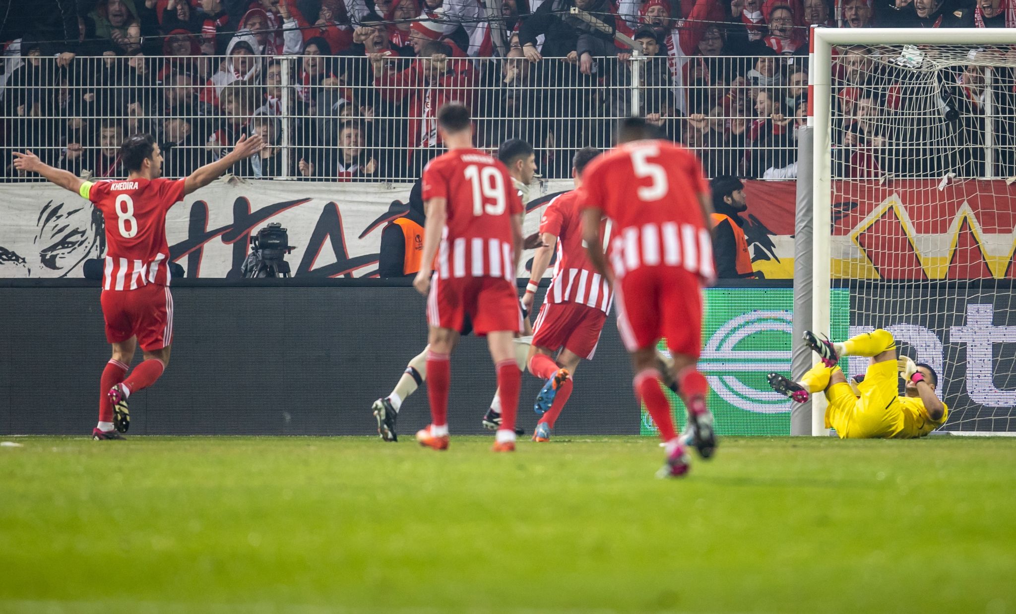 Das Abenteuer geht weiter: Coole Unioner schalten Ajax aus