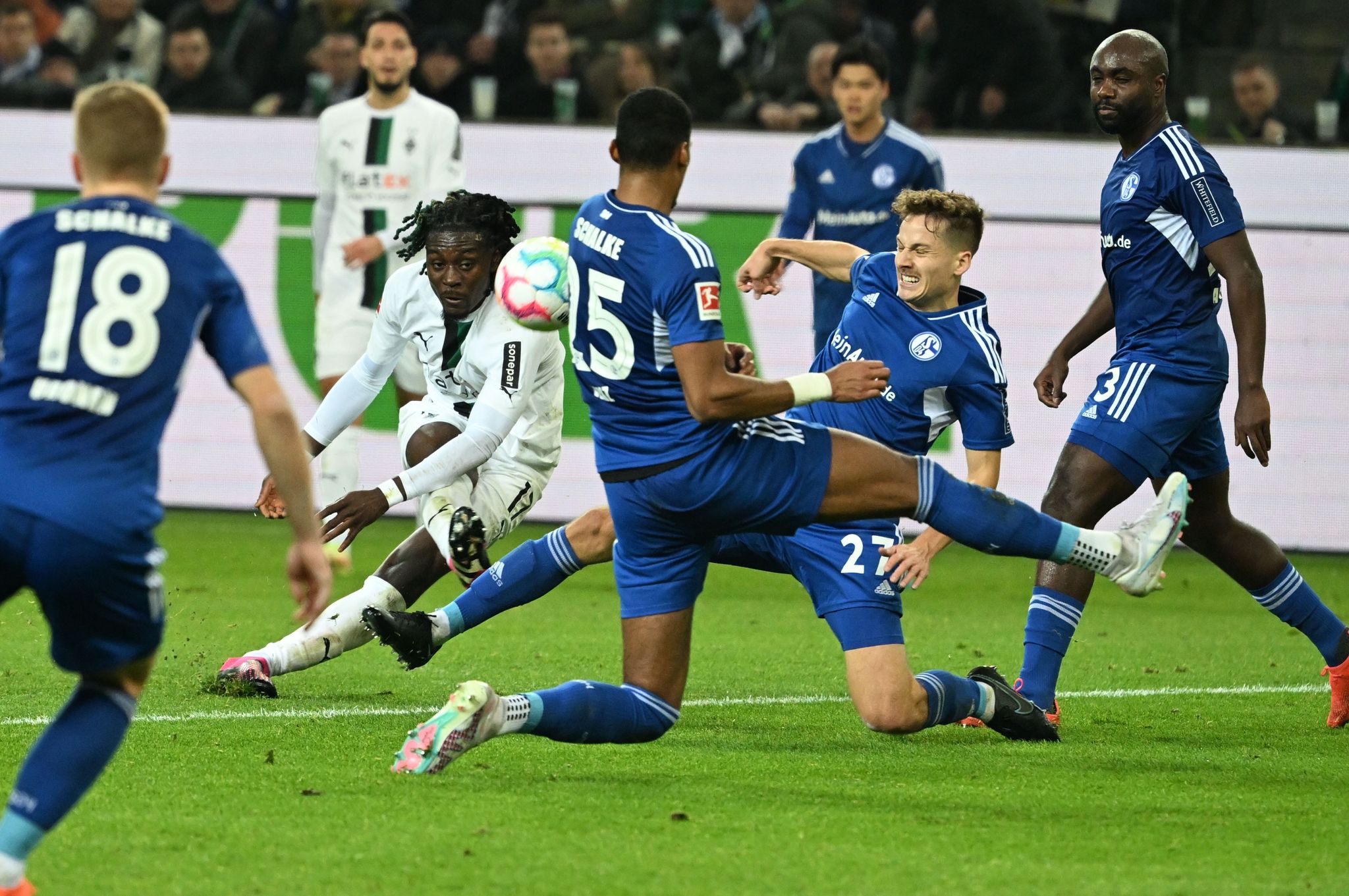 West-Duell auf bescheidenem Niveau: Schalke 0:0 in Gladbach