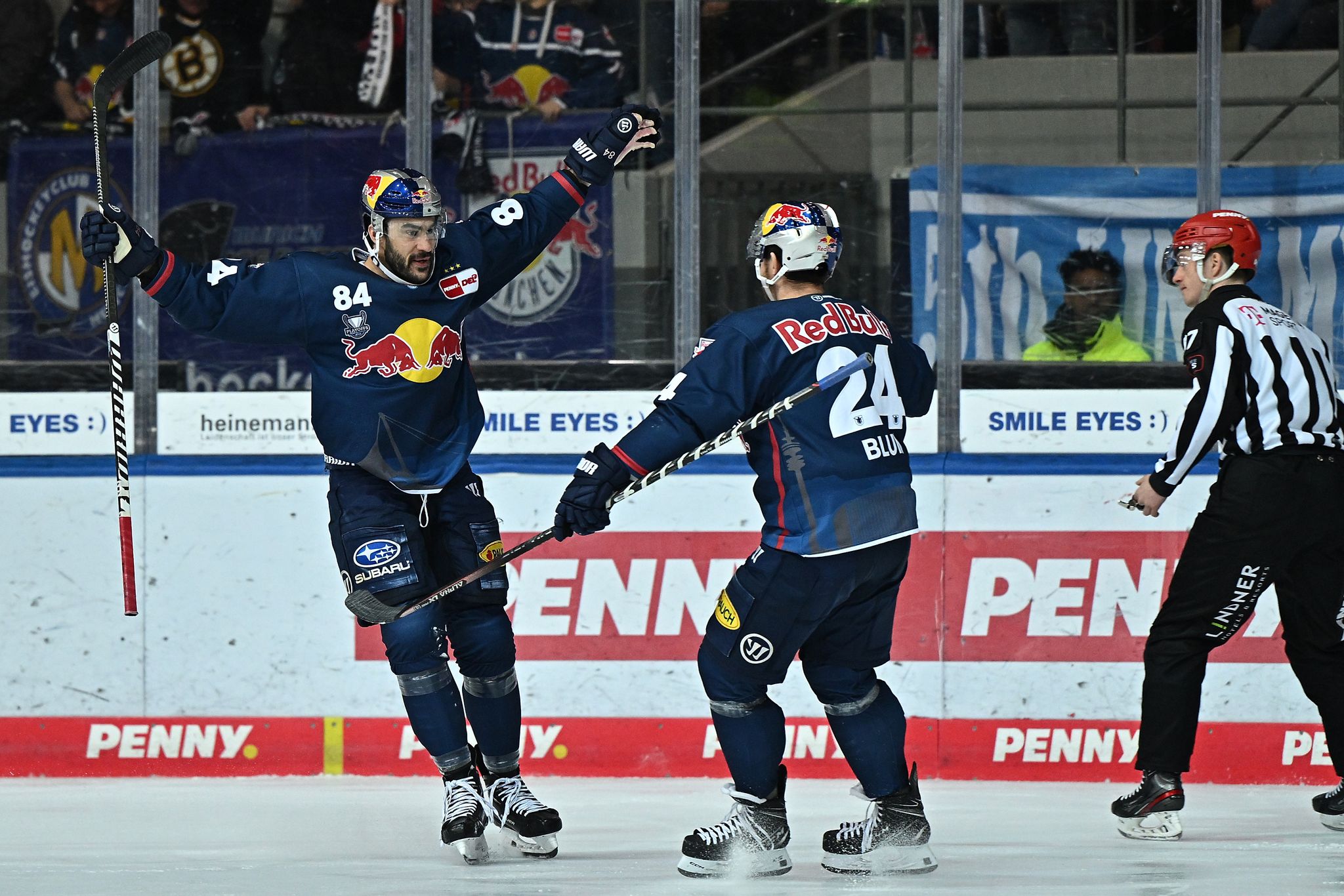 DEL: München und Mannheim starten mit Siegen ins Halbfinale