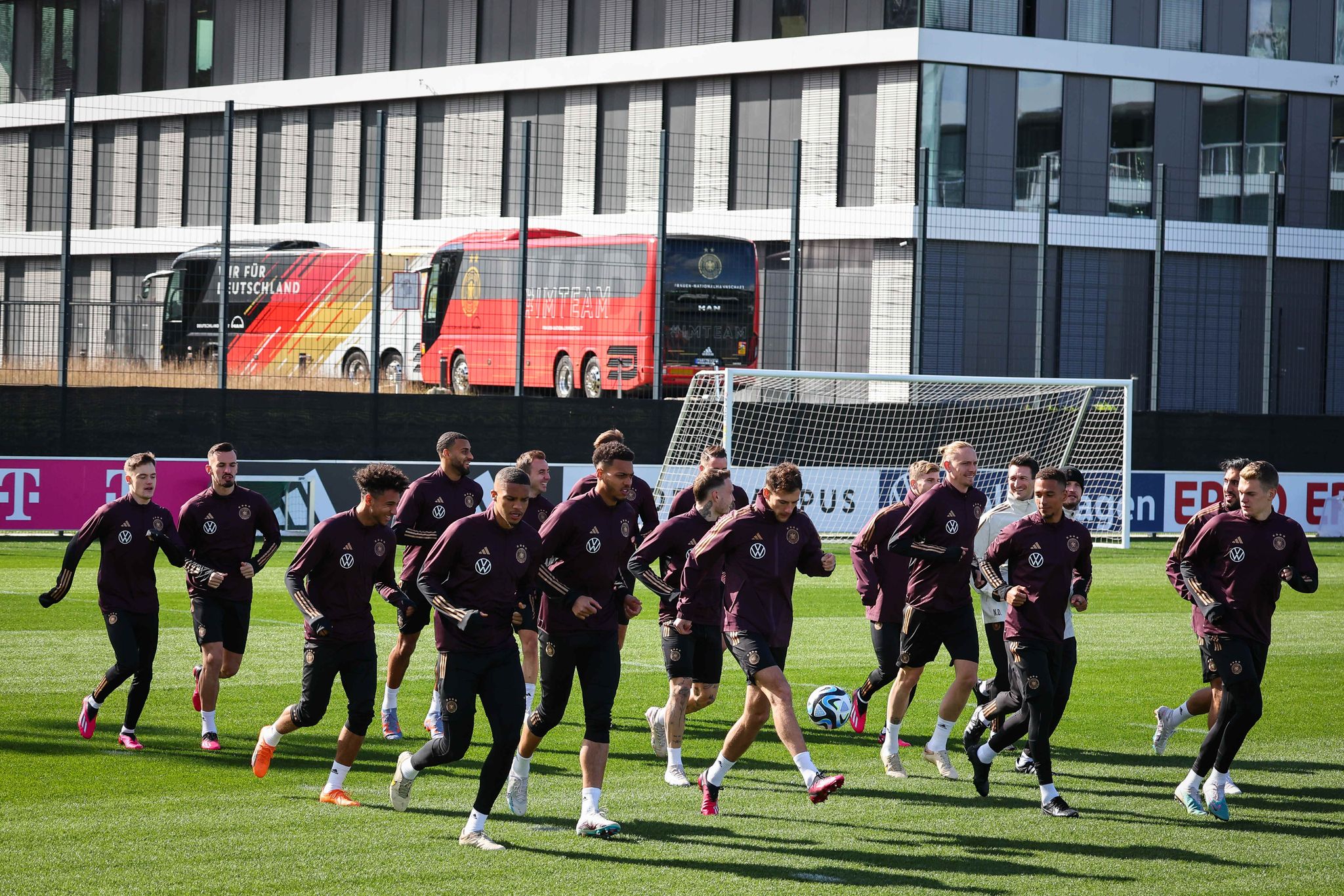 Härtetest im Schnapszahl-Spiel: Flick warnt vor Belgien