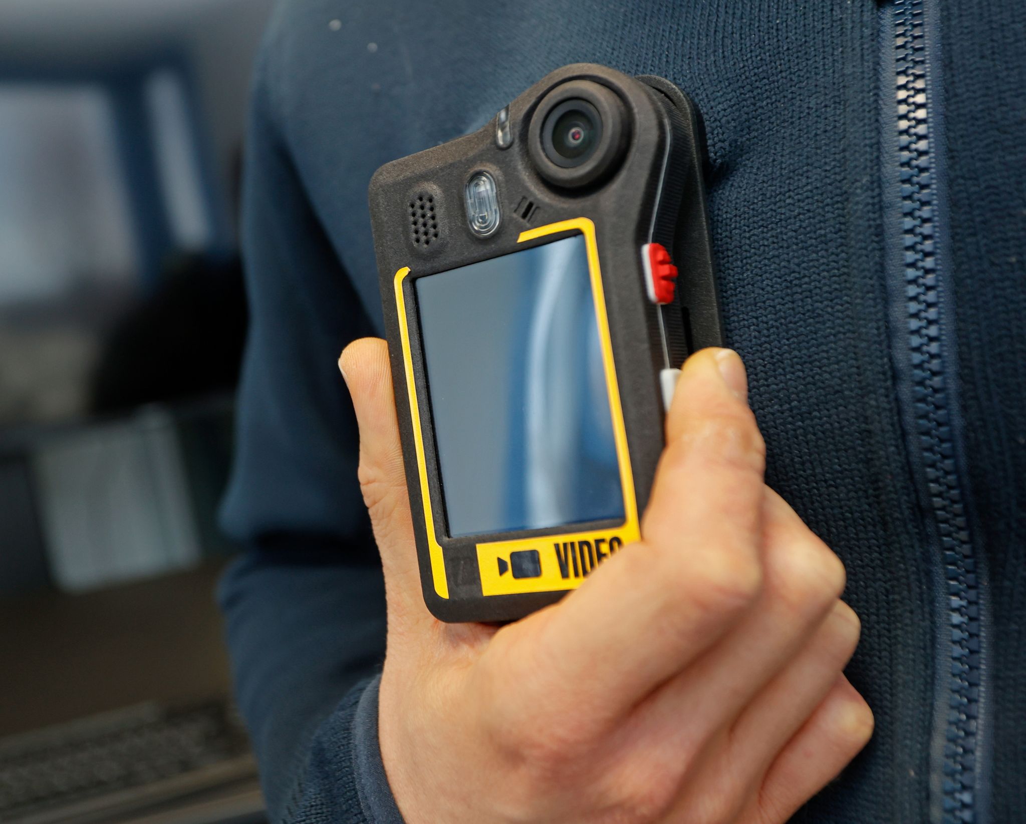 Bahn setzt wegen Gewalt gegen Beschäftigte auf Bodycams