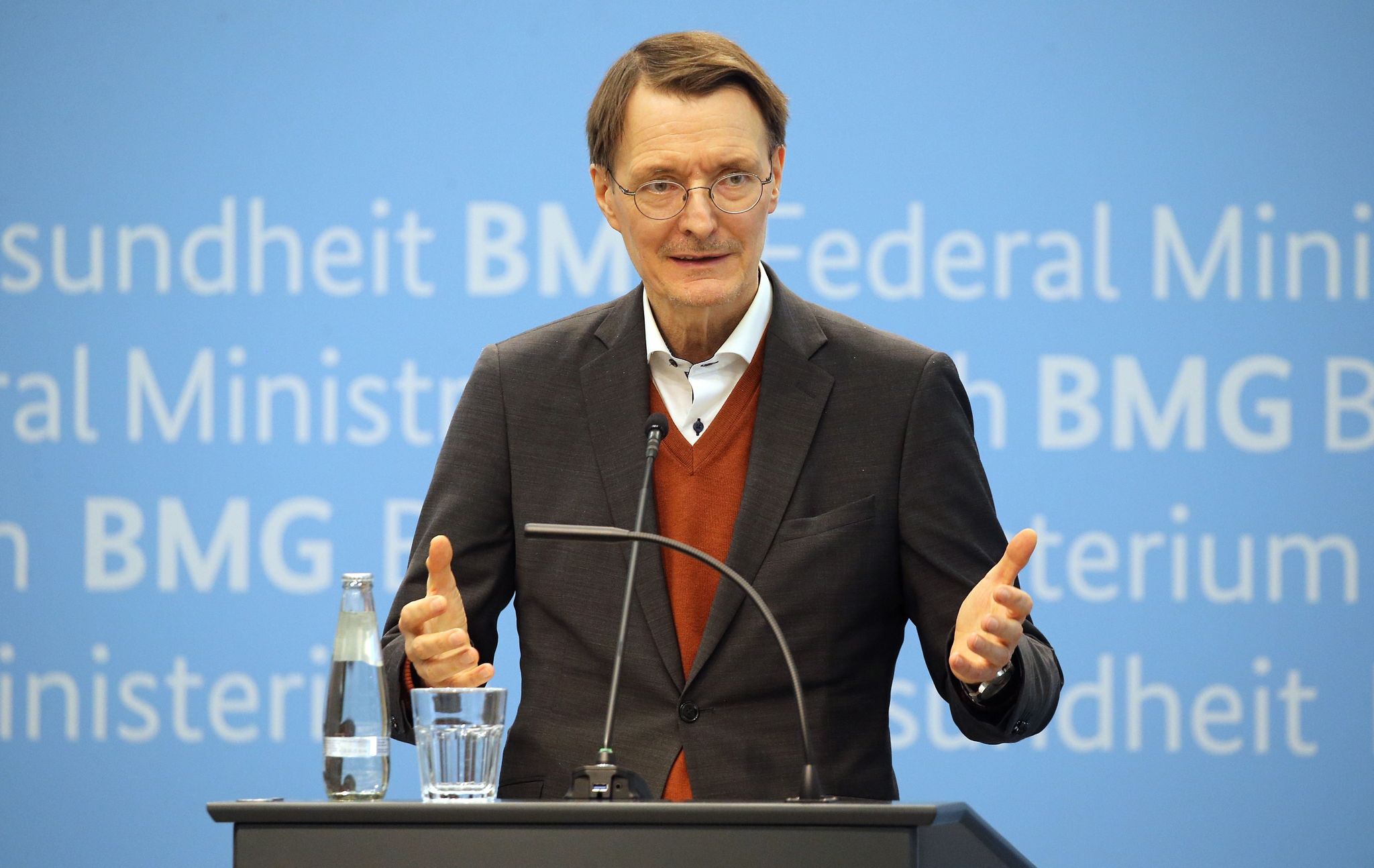 Lauterbach wirbt für Klinikreform