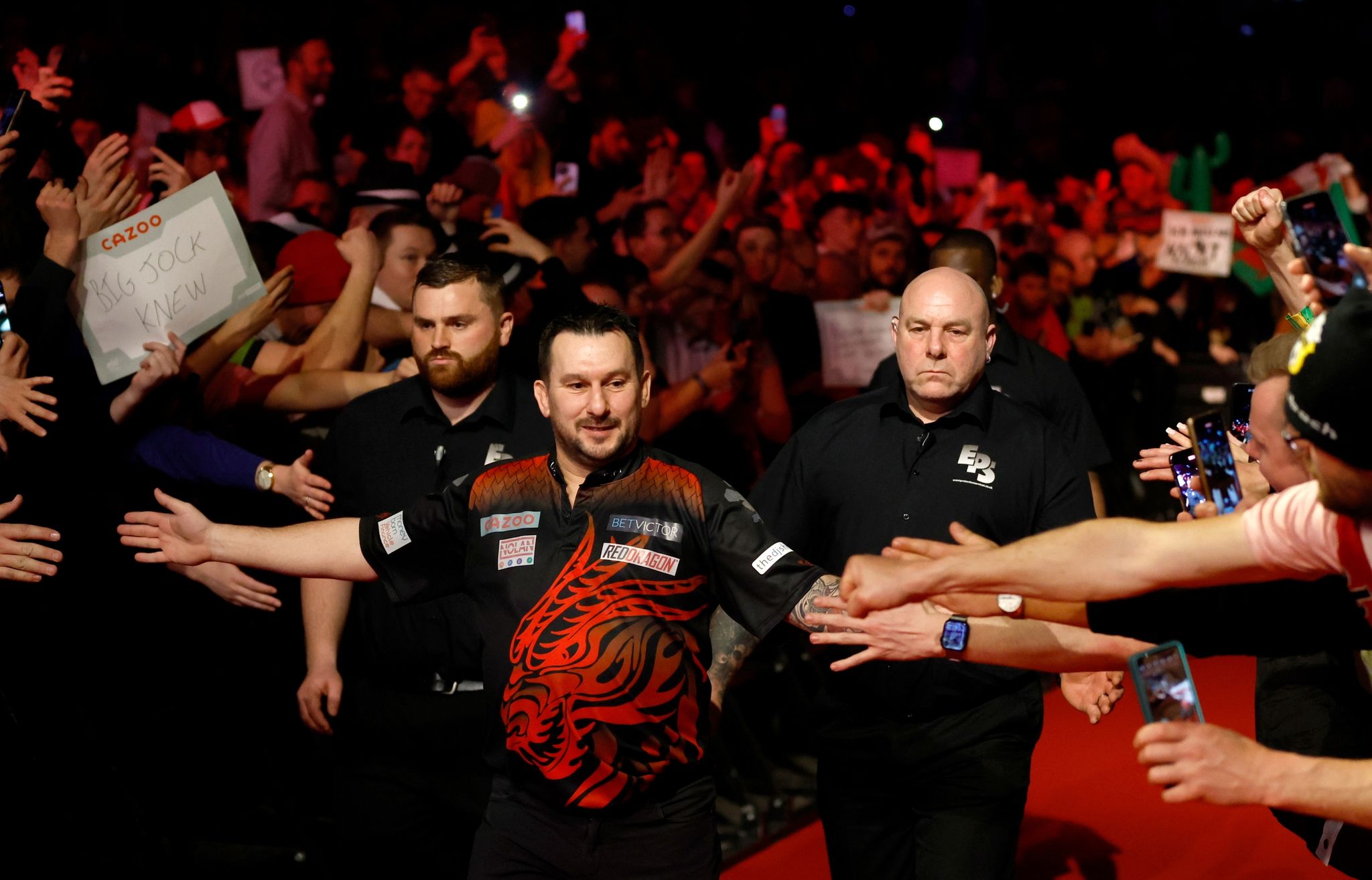 Tagessieg für Clayton: Darts-Serie von Price endet in Berlin