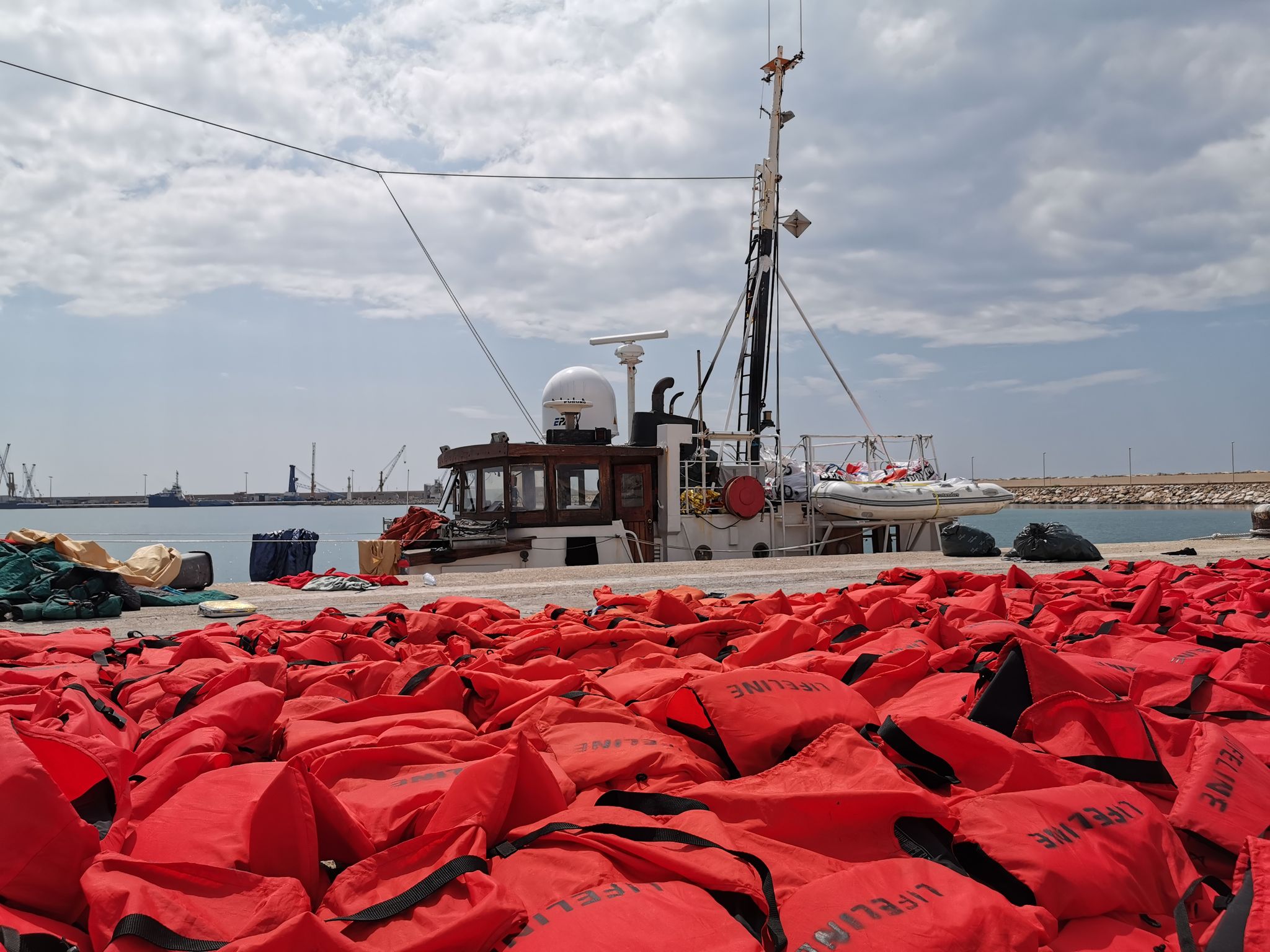 Italienische Küstenwache rettet rund 750 Migranten