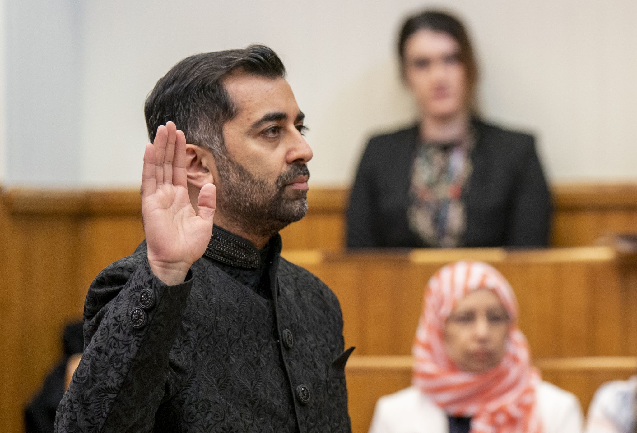 Schottland: Neuer Regierungschef Humza Yousaf vereidigt