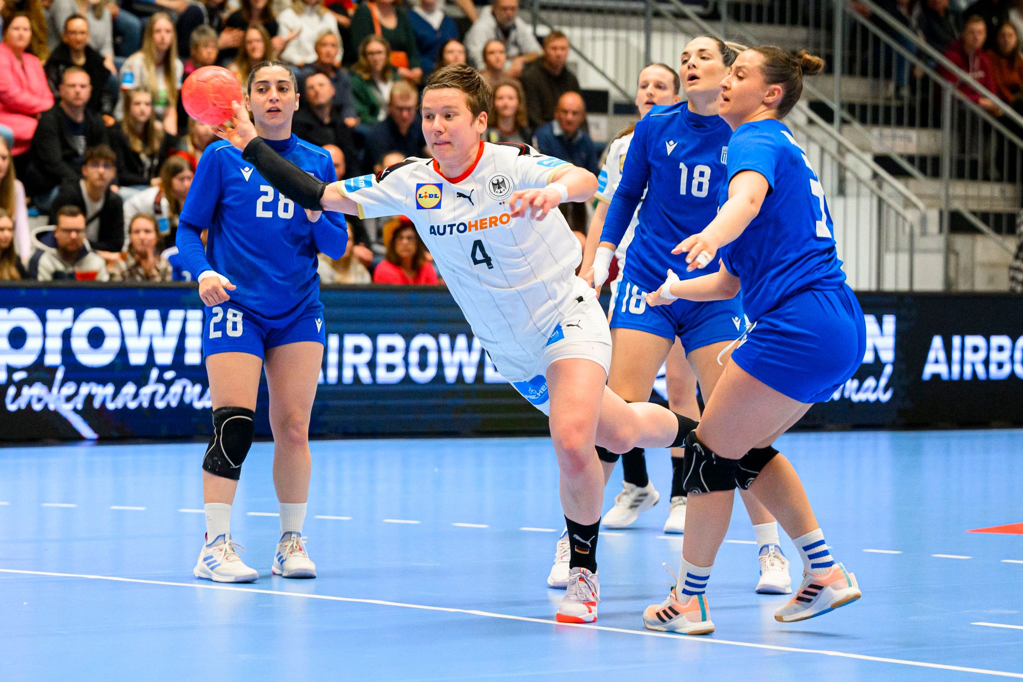 Nach Kantersieg: DHB-Frauen können für WM planen