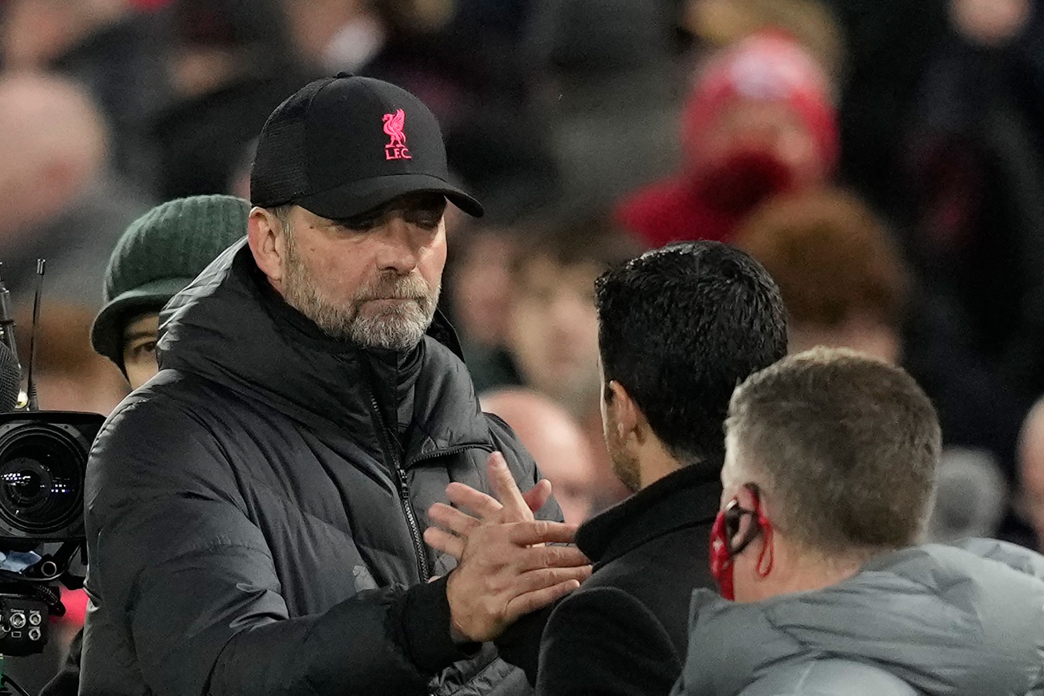 Duell gegen Spitzenreiter: Klopp hofft auf Anfield und Fans