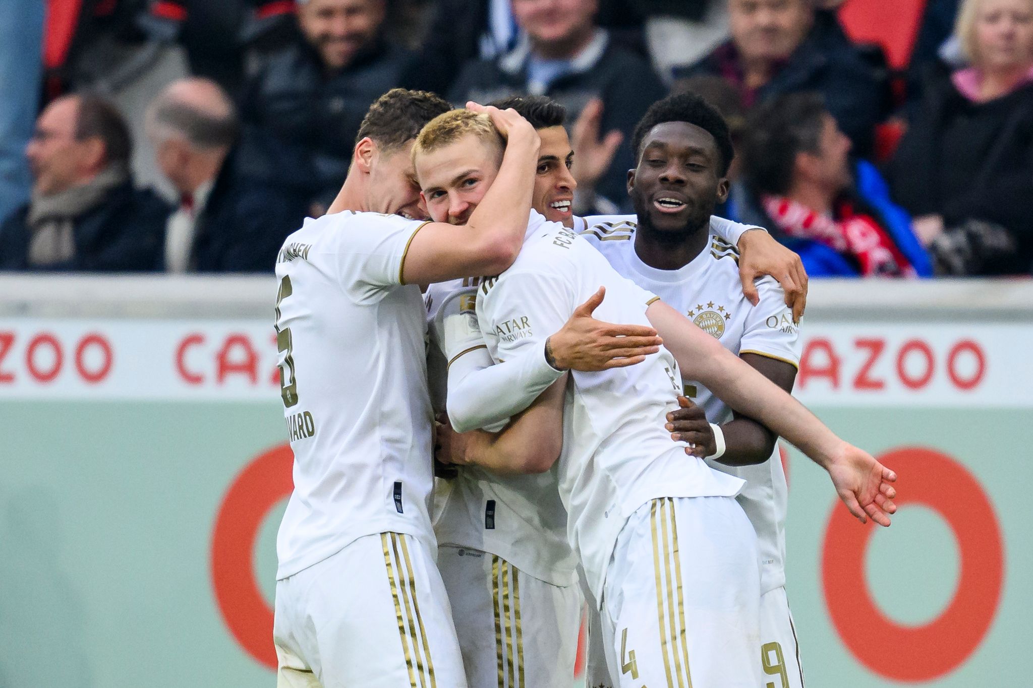 Bayern gelingt Revanche in Freiburg – Dortmund bleibt dran