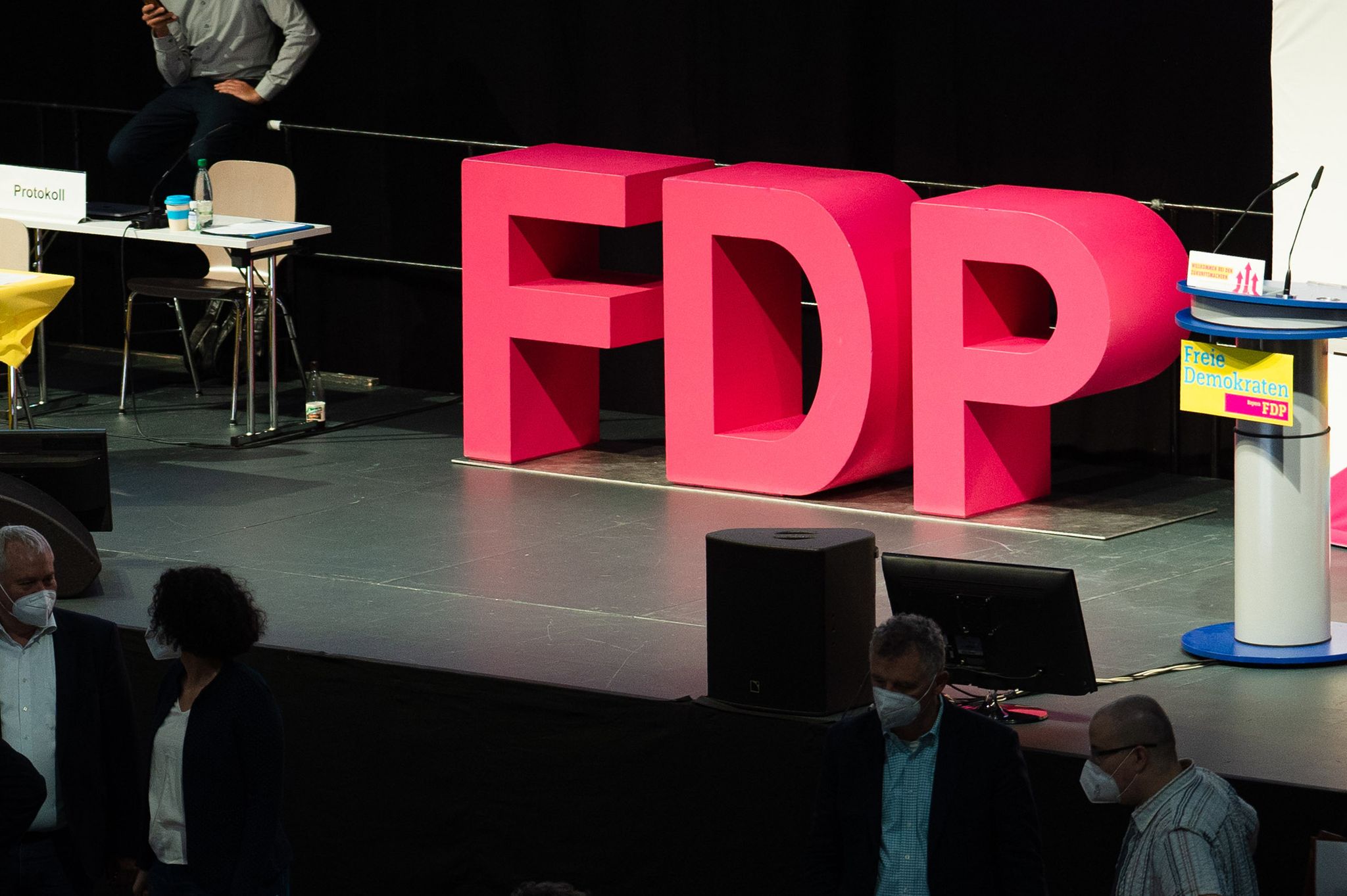 Lindner fordert Ampel zu Sparsamkeit auf