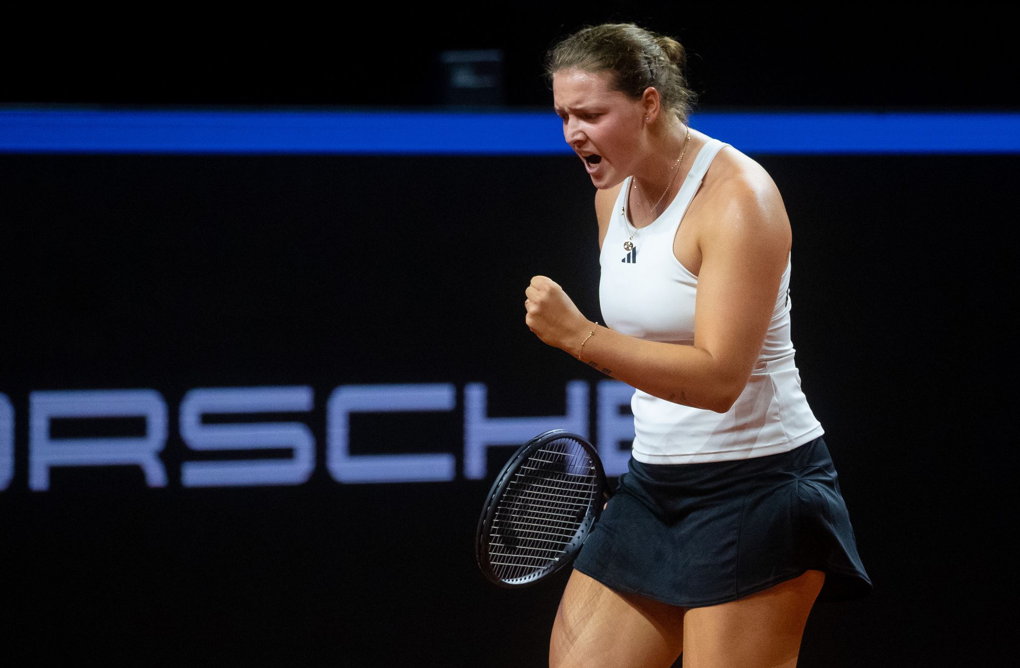 Niemeier und Friedsam siegen: DTB-Frauen in Endrunde