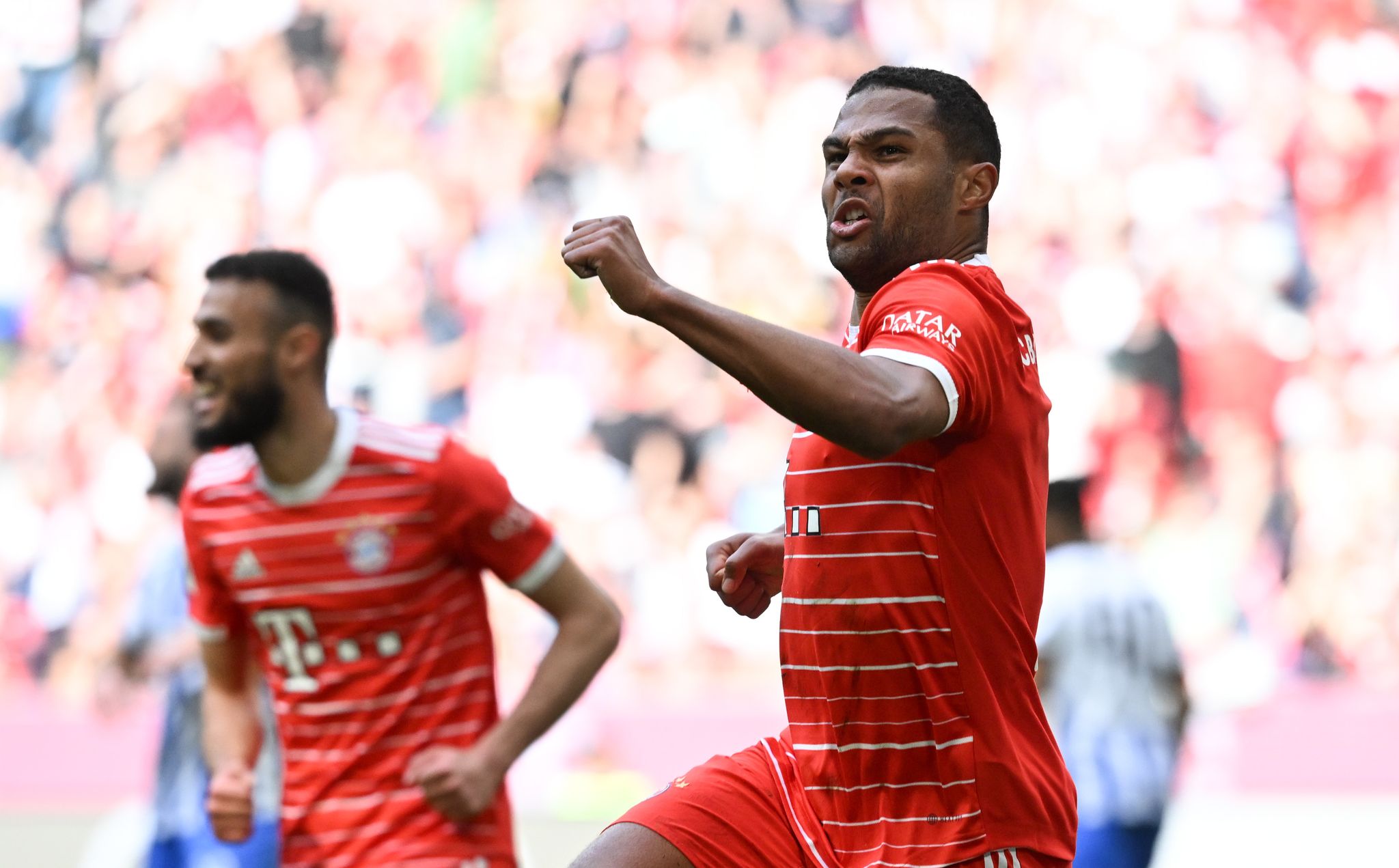 Bayern mühen sich an die Tabellenspitze zurück