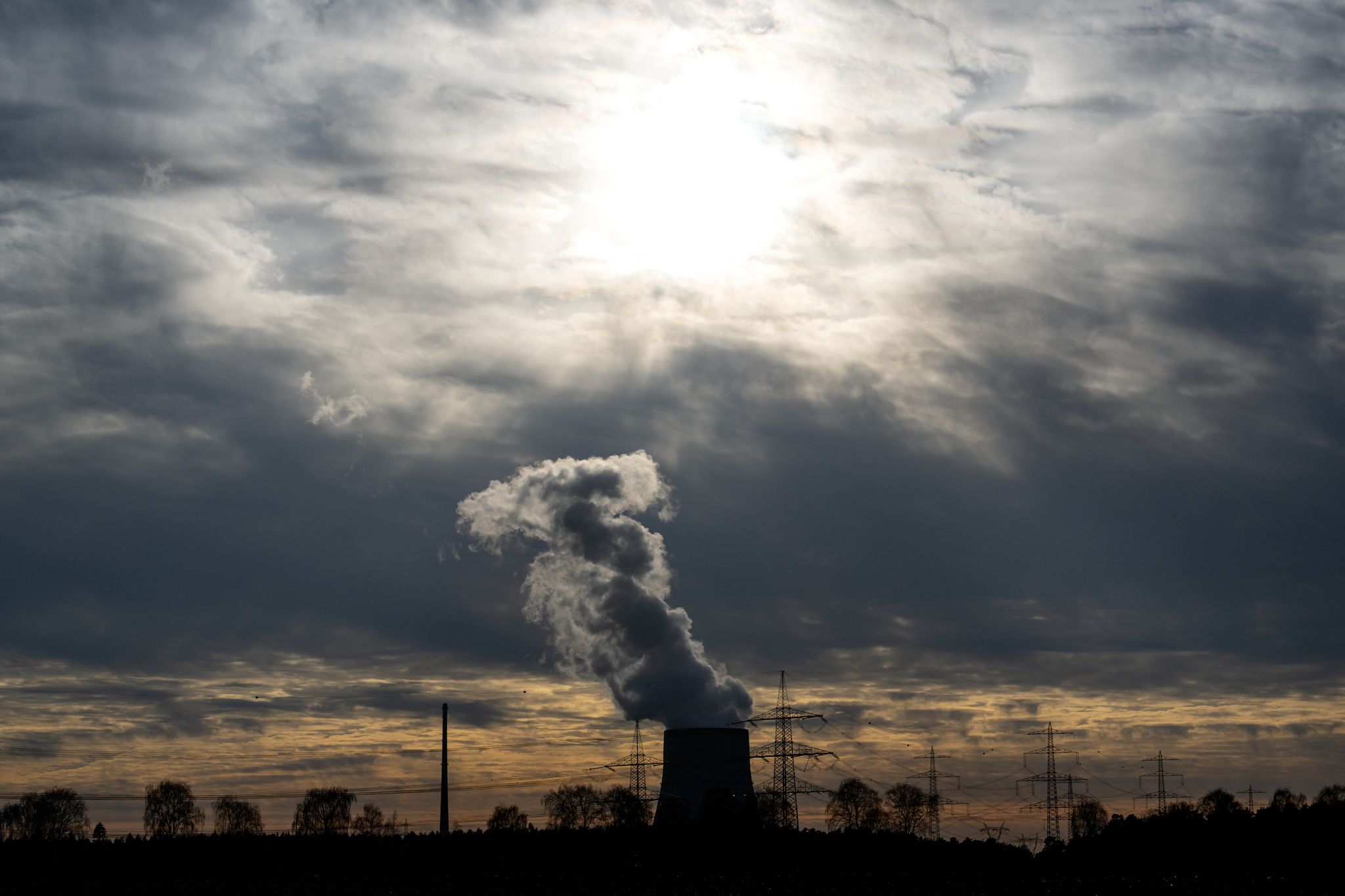 Dobrindt: Tür zur Weiternutzung der Kernenergie offen lassen