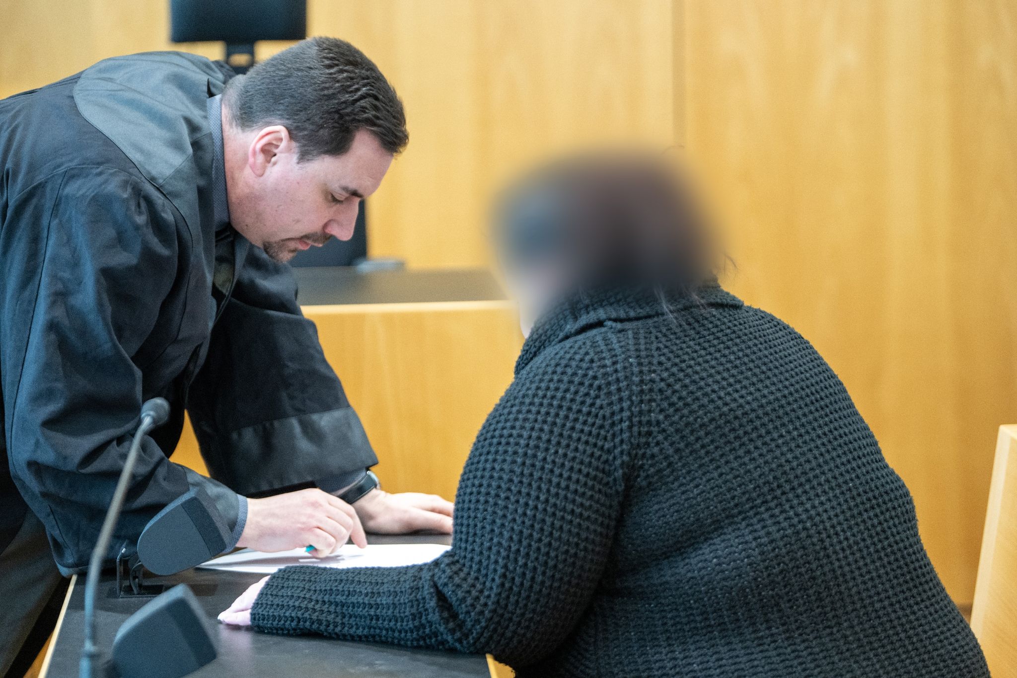 Mutmaßlich falsche Krankenschwester vor Gericht