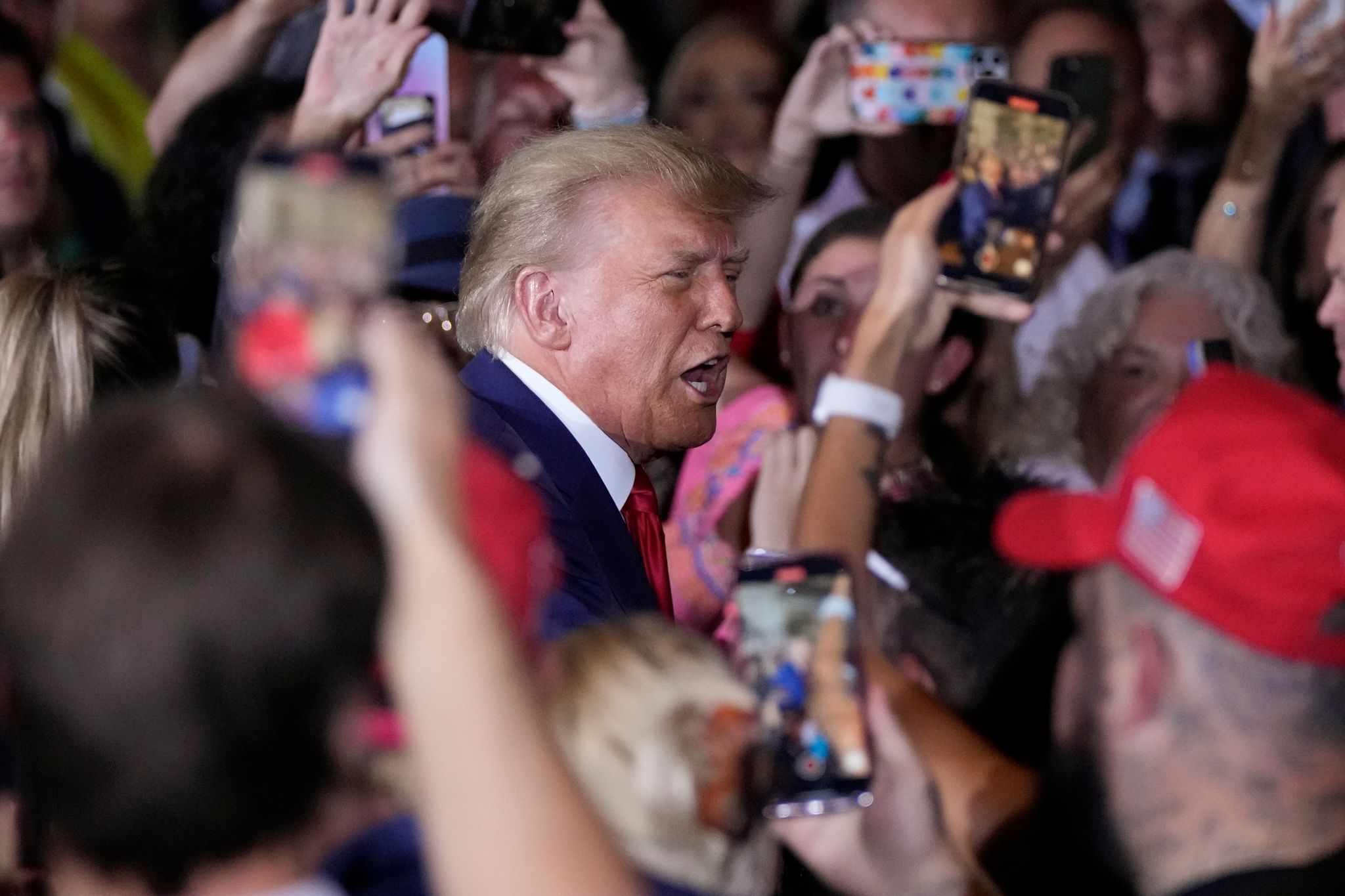 Trump-Wahn: Der Ex-Präsident hält die USA wieder in Atem