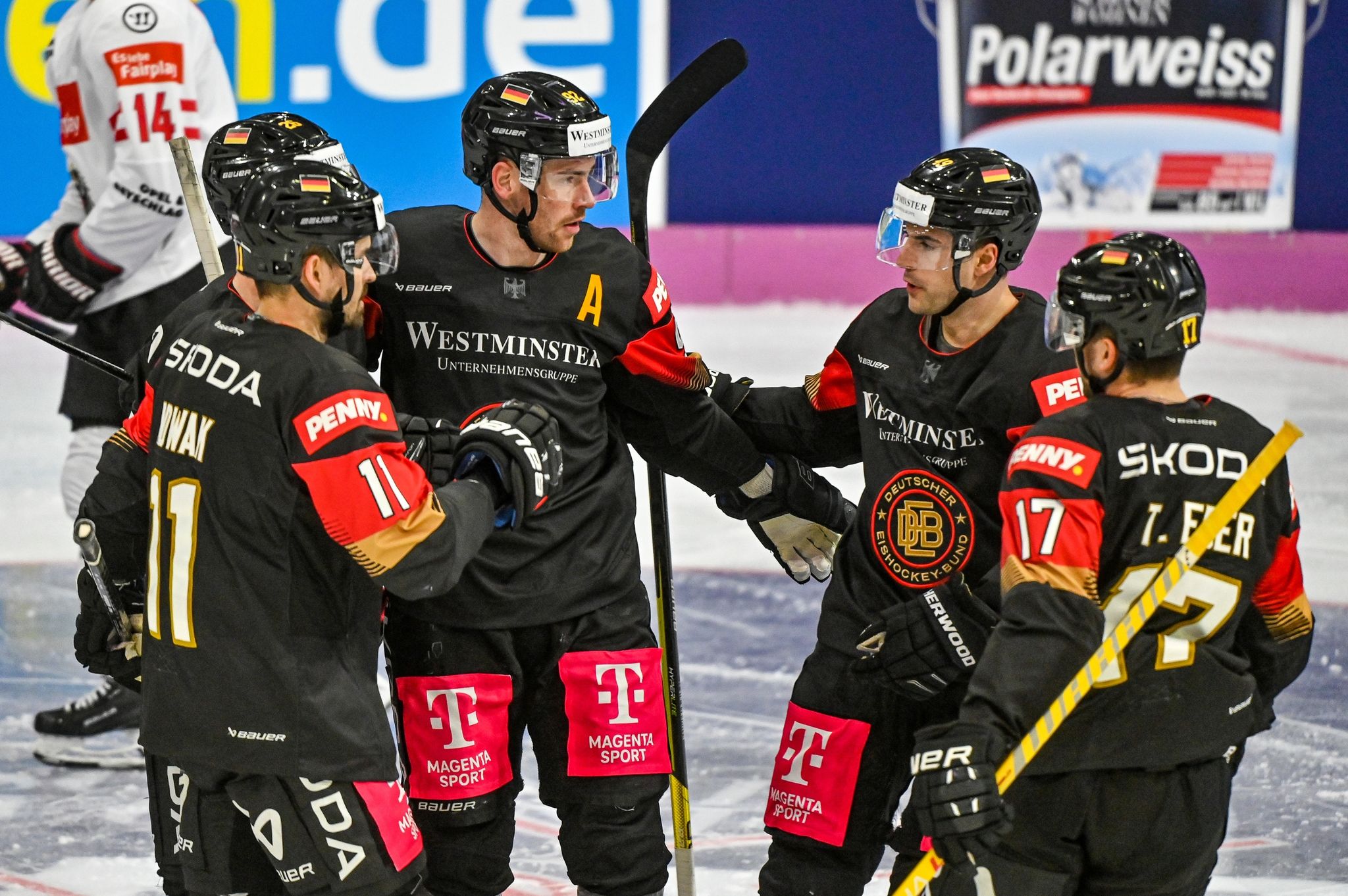 Erster Sieg für neuen Eishockey-Bundestrainer Kreis