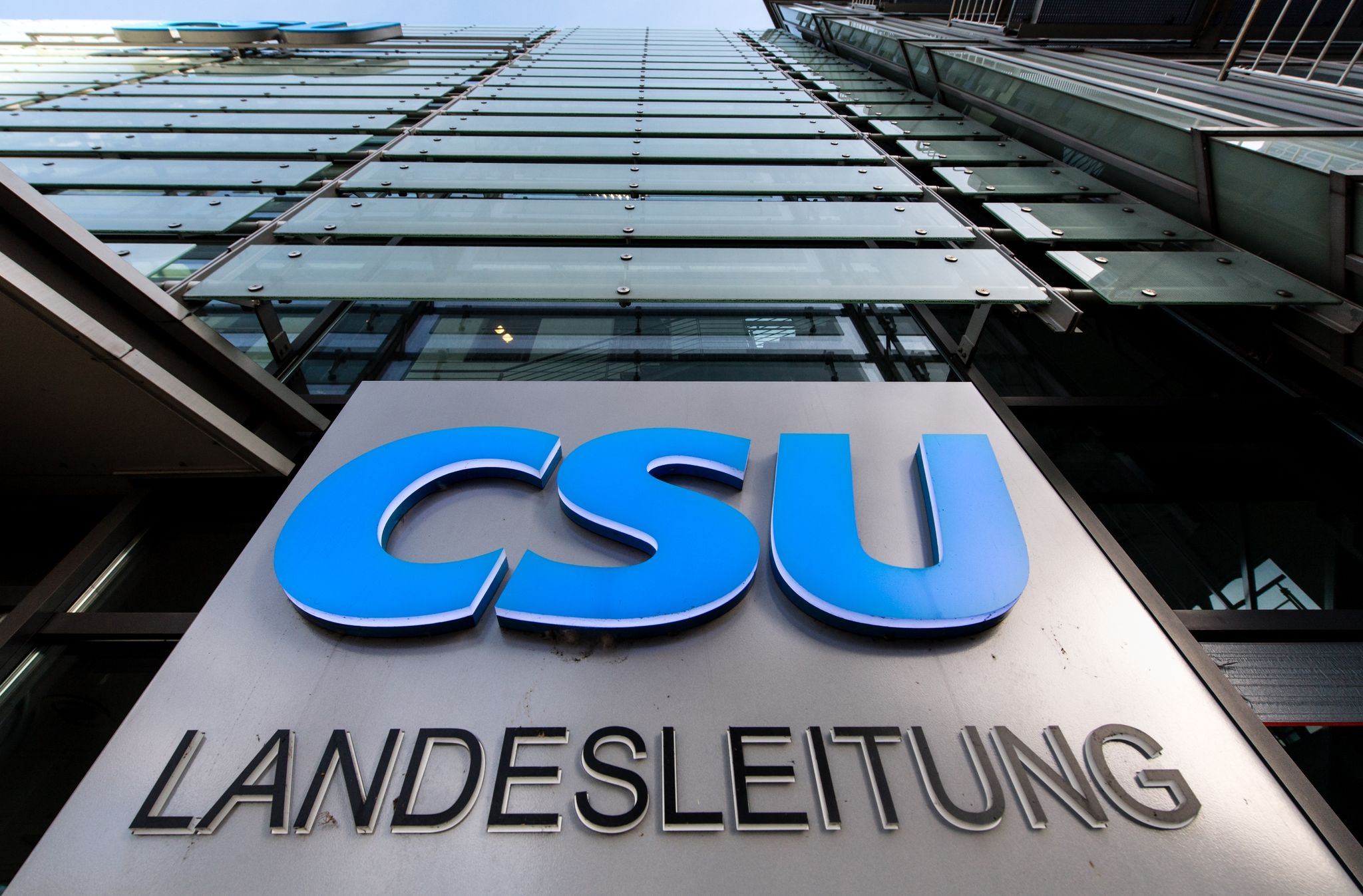 Bayerische Opposition fordert Spenden-Razzia bei der CSU