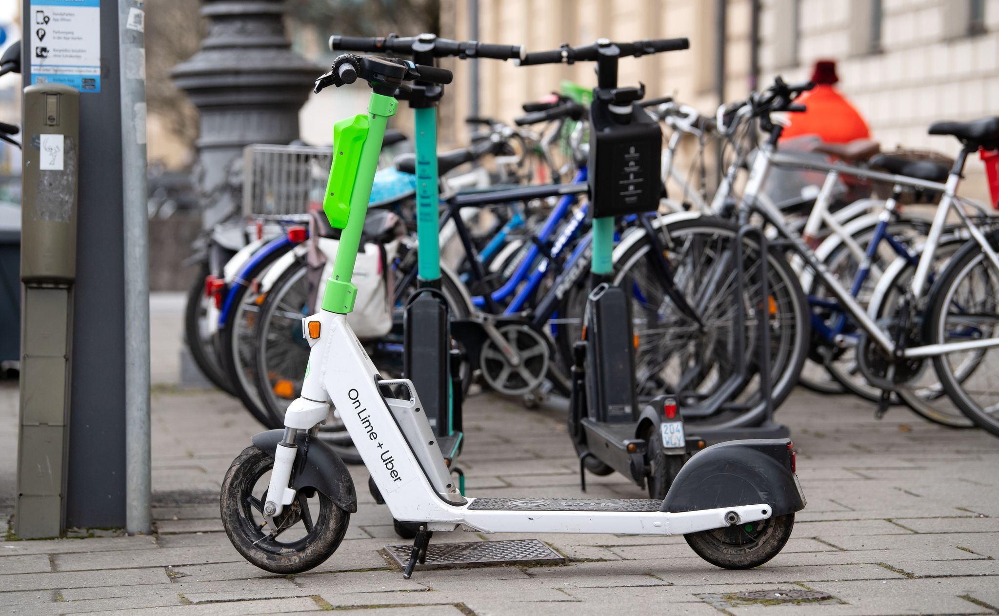 Polizeigewerkschaft will strengere Regeln für E-Scooter