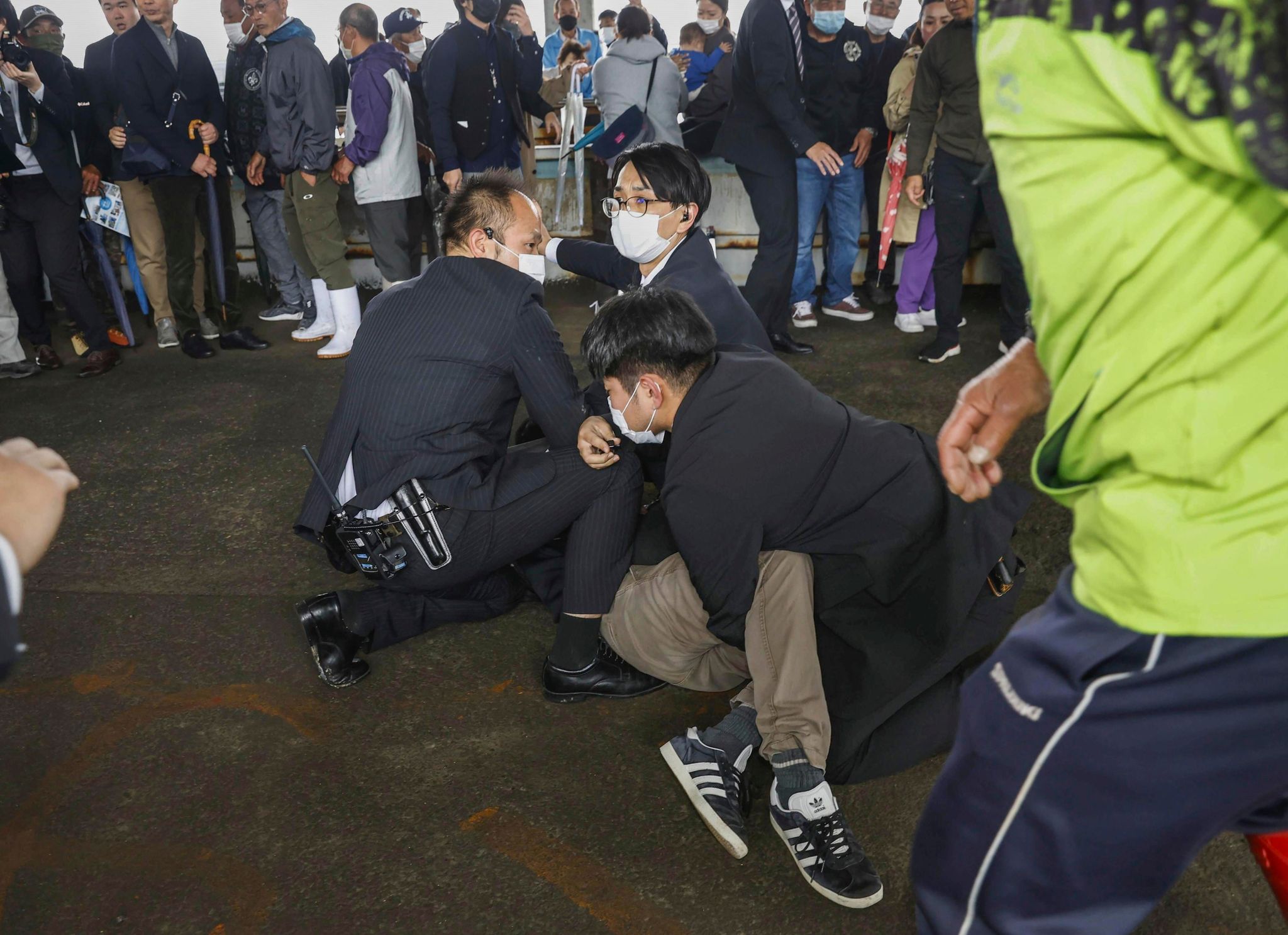 Explosion – Anschlag auf Japans Regierungschef