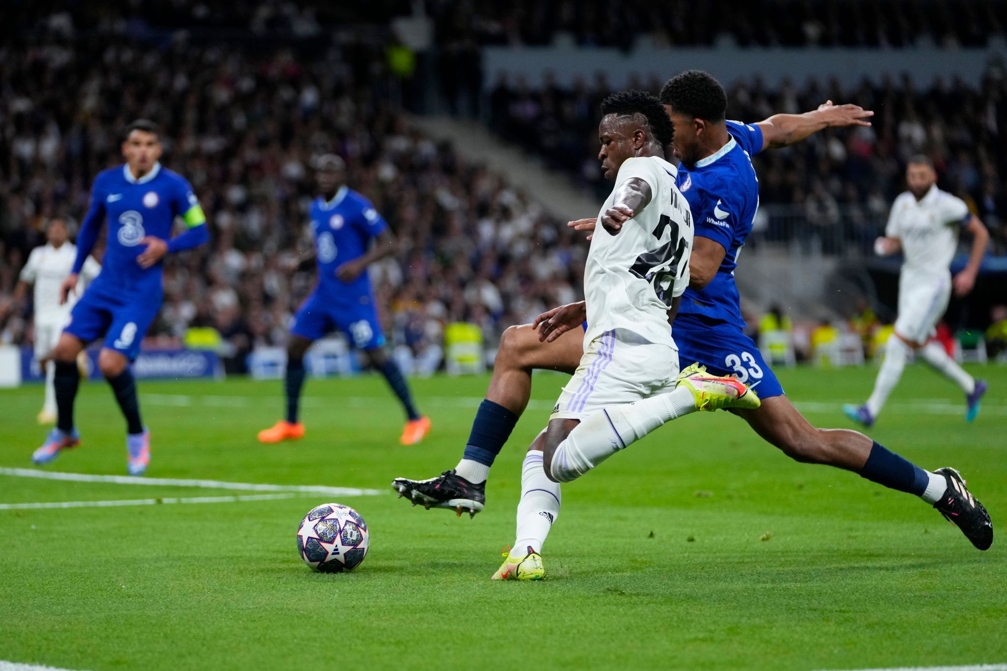 Real auf Halbfinal-Kurs – auch Milan legt vor