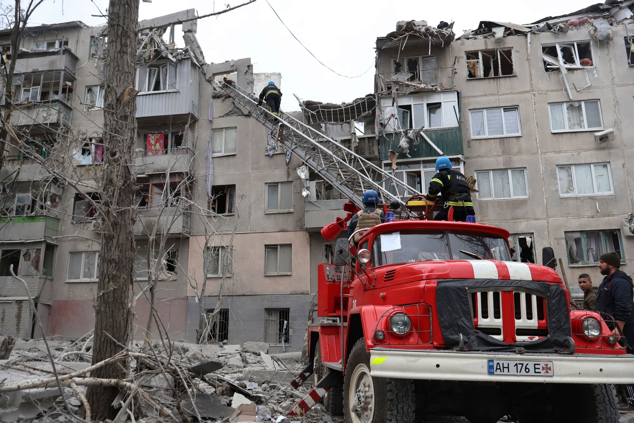 Rakete in Wohnviertel – Tote Kinder