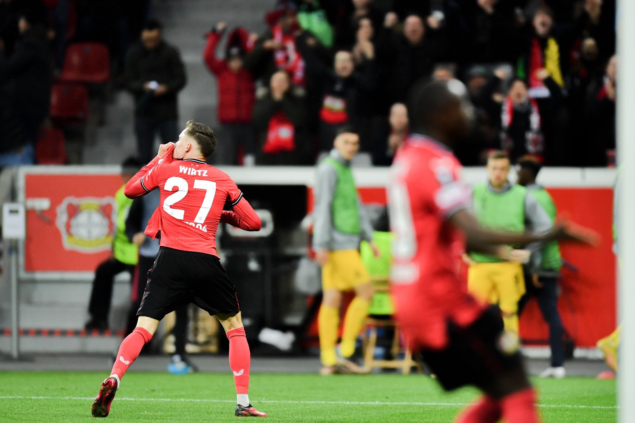 Wirtz‘ spätes 1:1 lässt Bayer auf Halbfinale hoffen