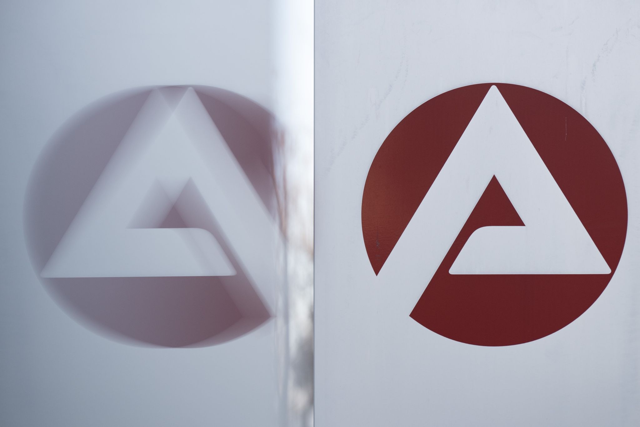 Frühjahrsbelebung auf Arbeitsmarkt bleibt fast vollends aus