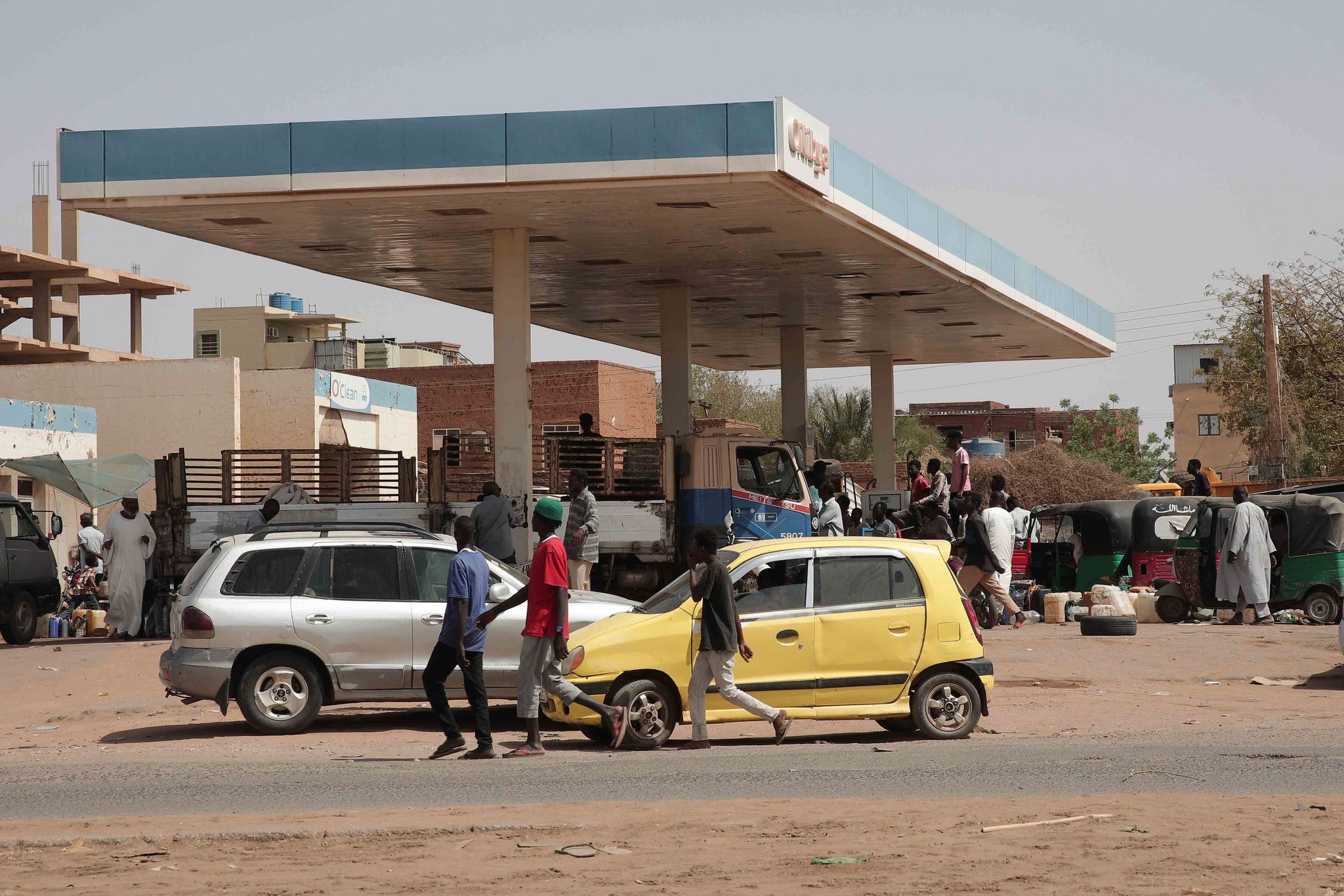 Hilfsgüter erreichen Sudan – Waffenruhe verlängert