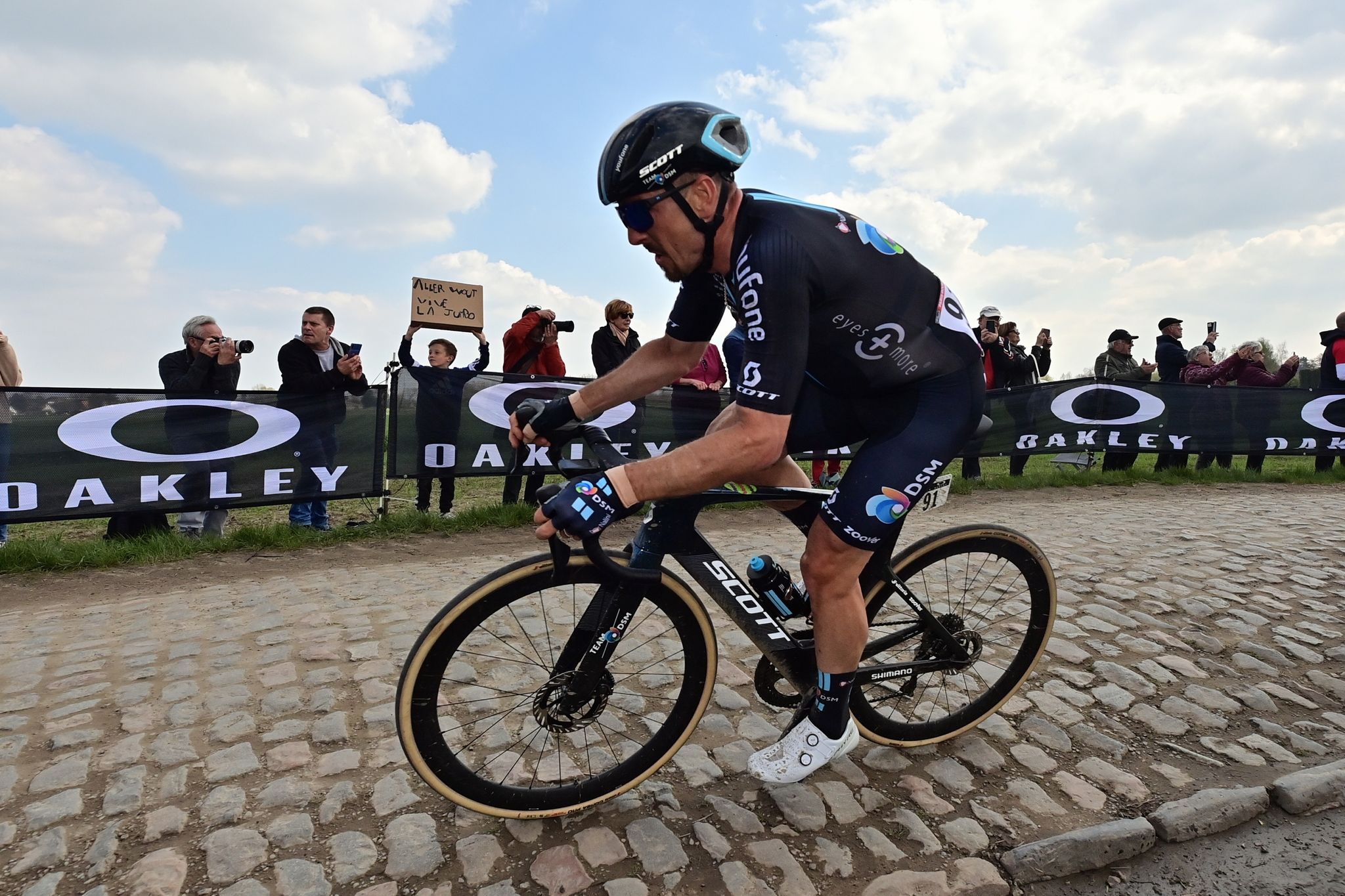 «Nur im Delirium»: Degenkolb in Roubaix Sieger der Herzen
