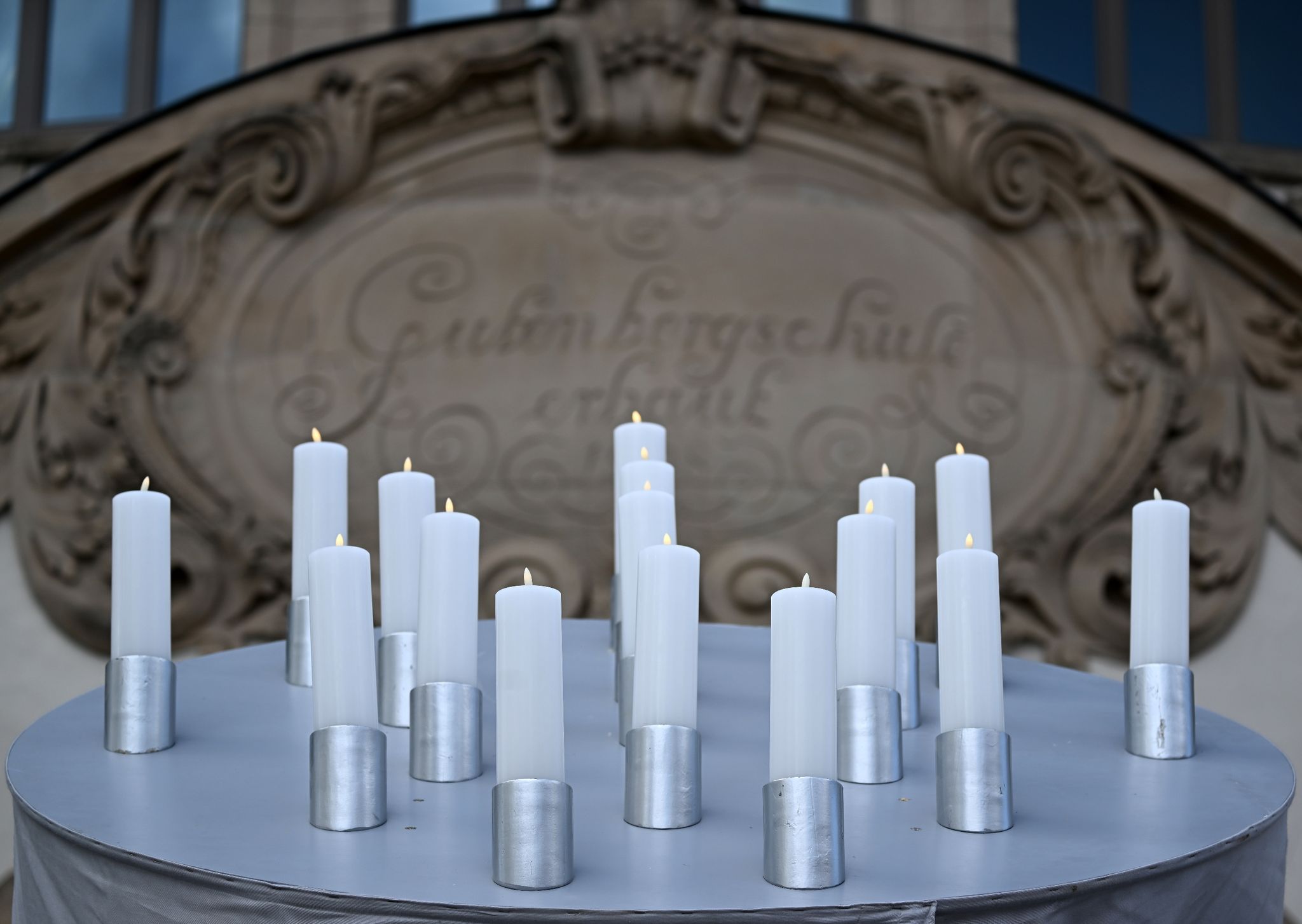 Gutenberg-Schulleiter: Debatte um Waffenzugang aktuell