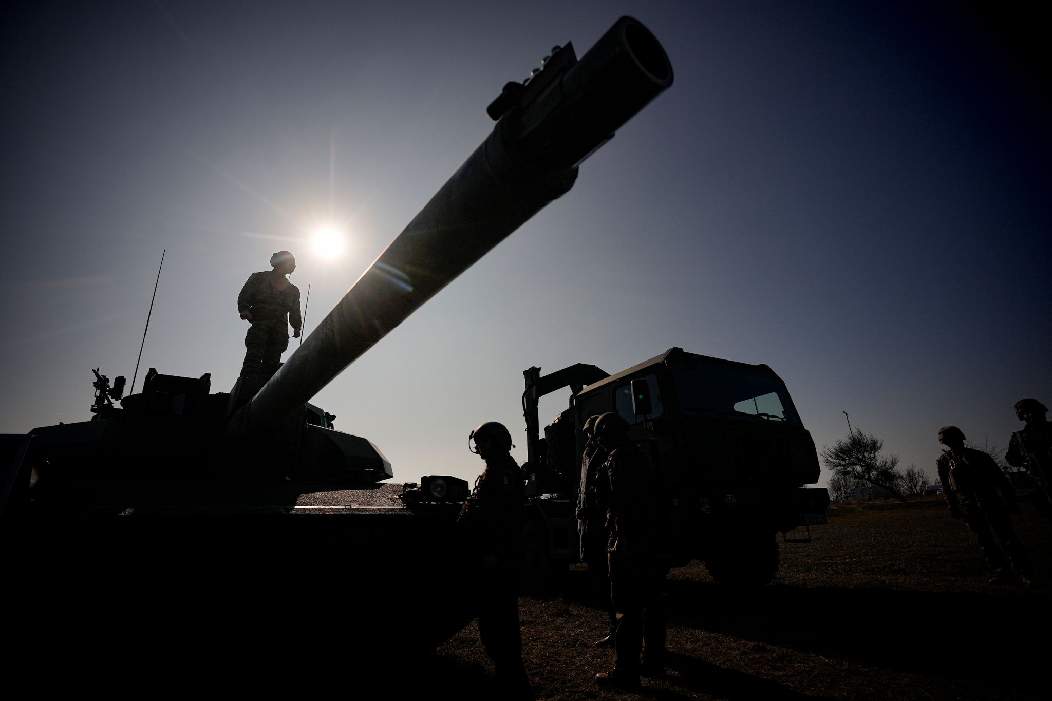 Ukraine-Krieg treibt Militärausgaben auf neues Allzeithoch
