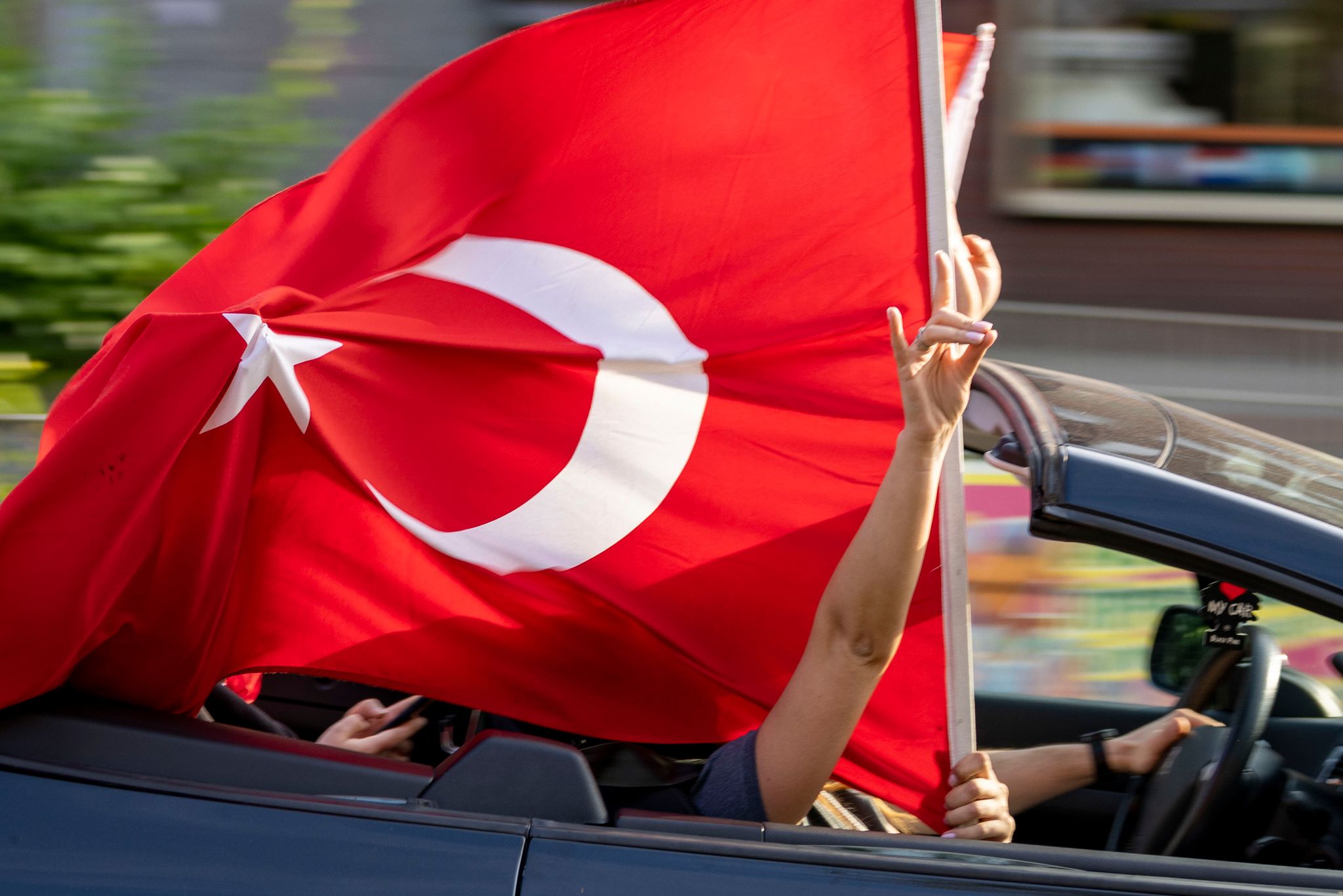 Deutsch-Türken stimmen bei Stichwahl überwiegend für Erdogan