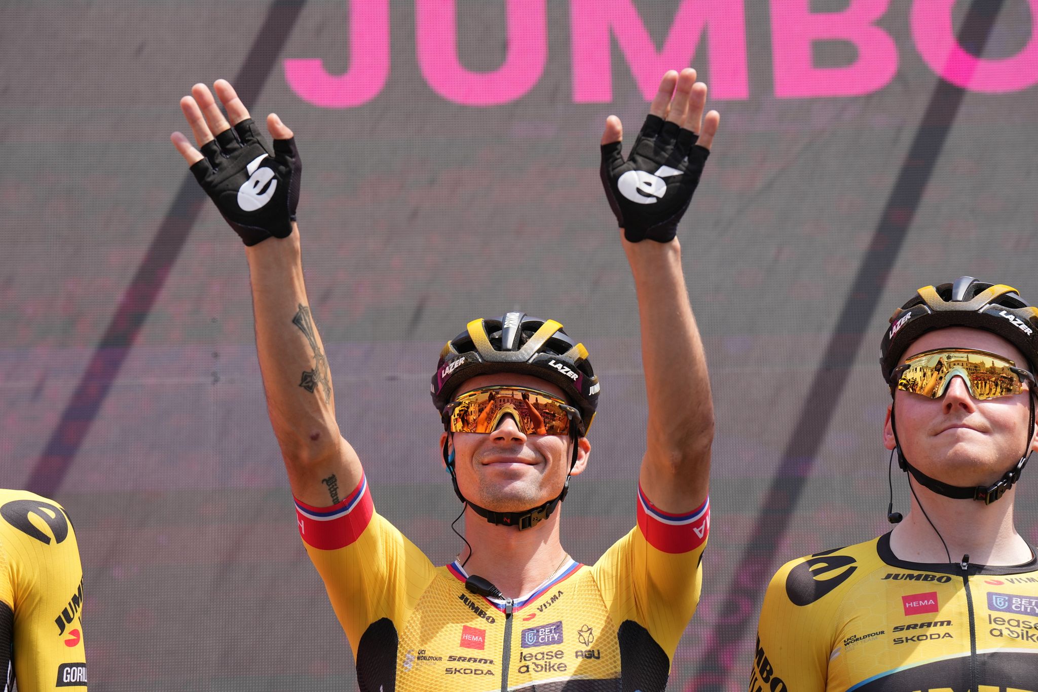 Wende beim Giro: Roglic entreißt Thomas das Rosa Trikot