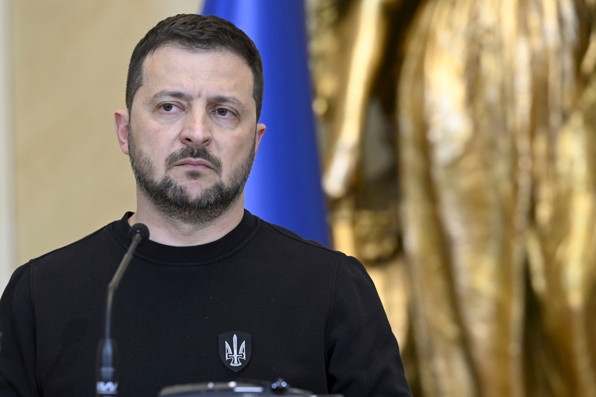 Ukrainischer Präsident Selenskyj in Niederlanden angekommen