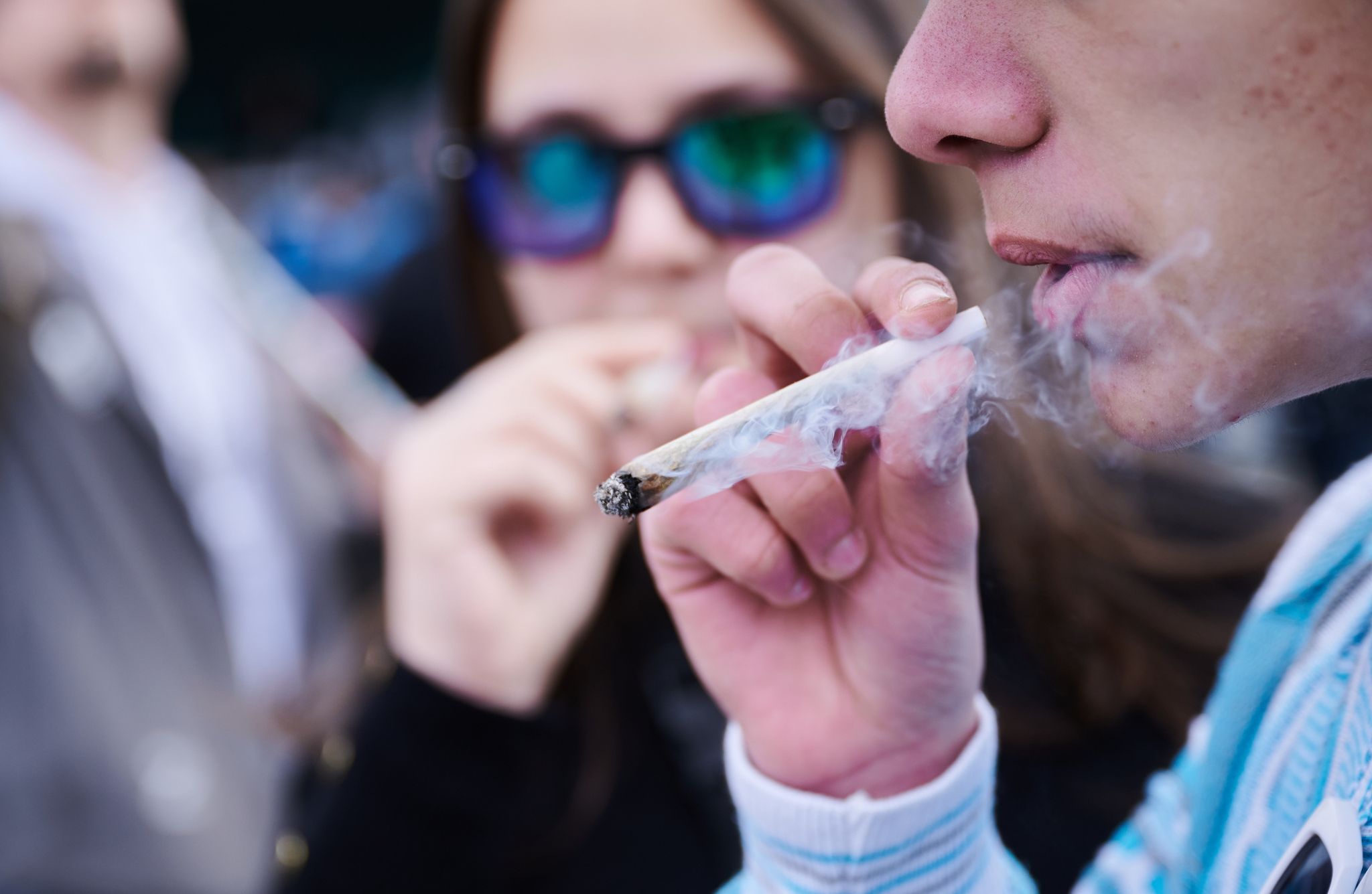 Mehr Cannabis-Nutzung bei Jugendlichen durch Legalisierung?