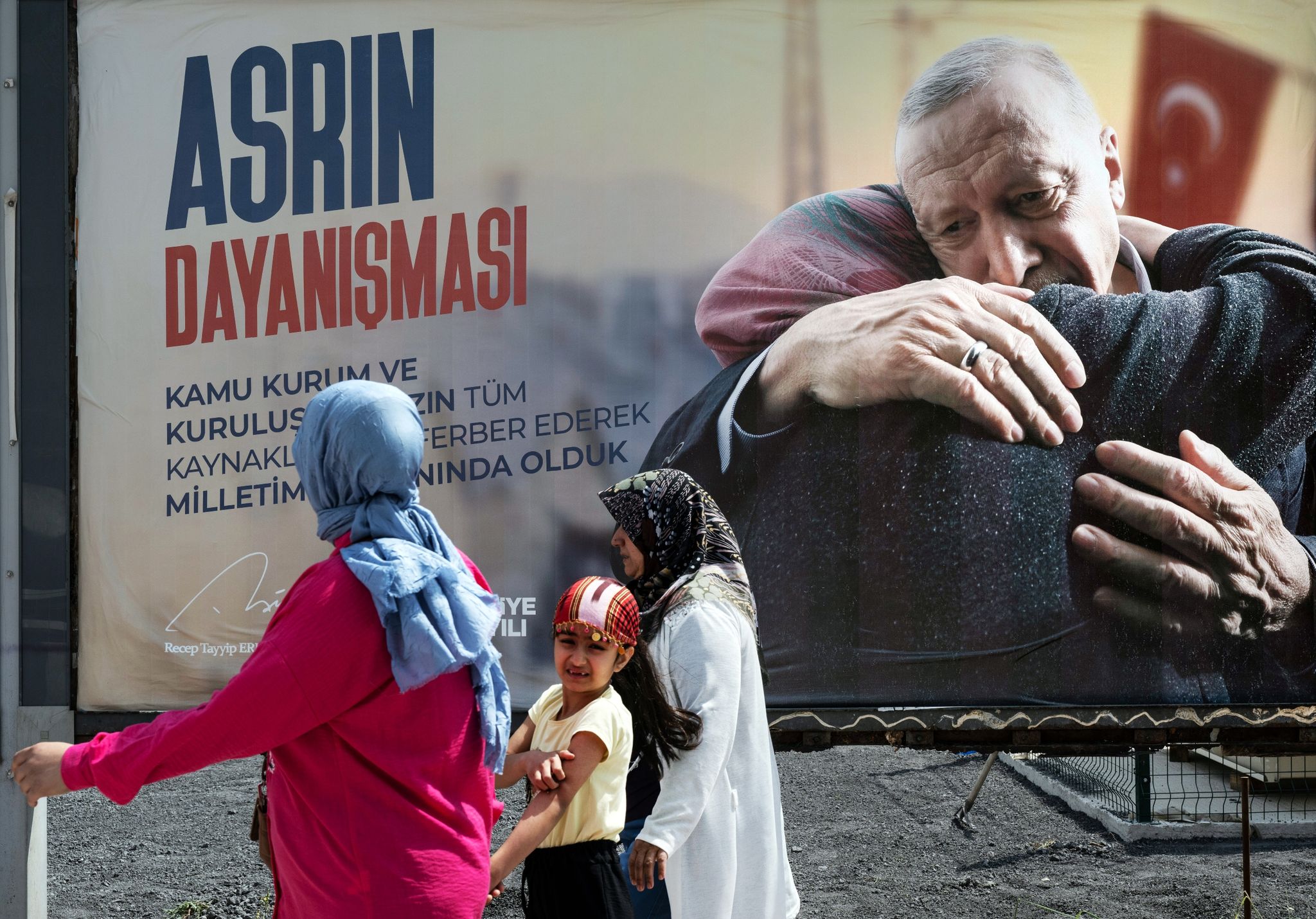Wahlkampf – Wie Erdogan Frauen und LGBT an den Rand drängt