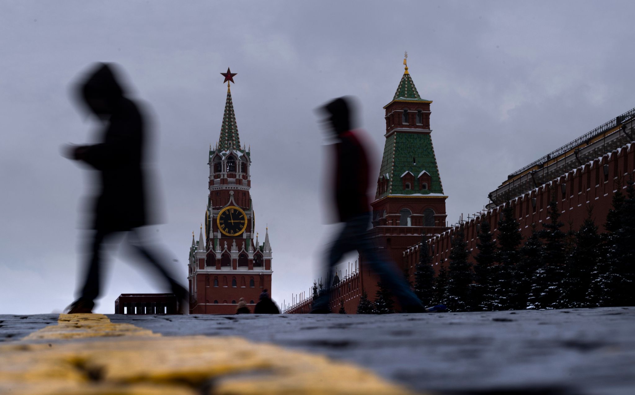 Medien: Russische Geheimdienste inszenieren Demos im Ausland